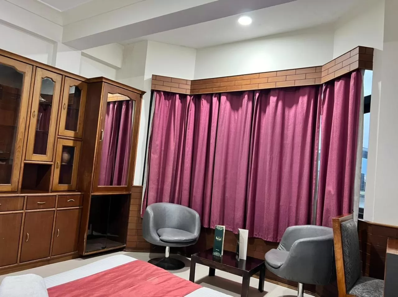 Seating Area in Muscatel Yavachi - 400 Mts from MG Marg