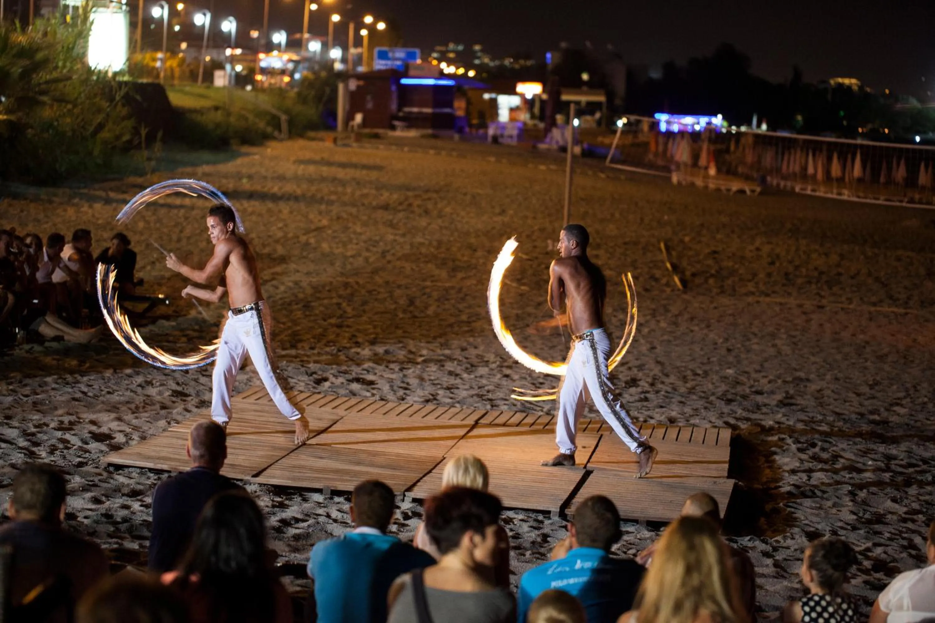 Evening entertainment in Diamond Hill Resort Hotel
