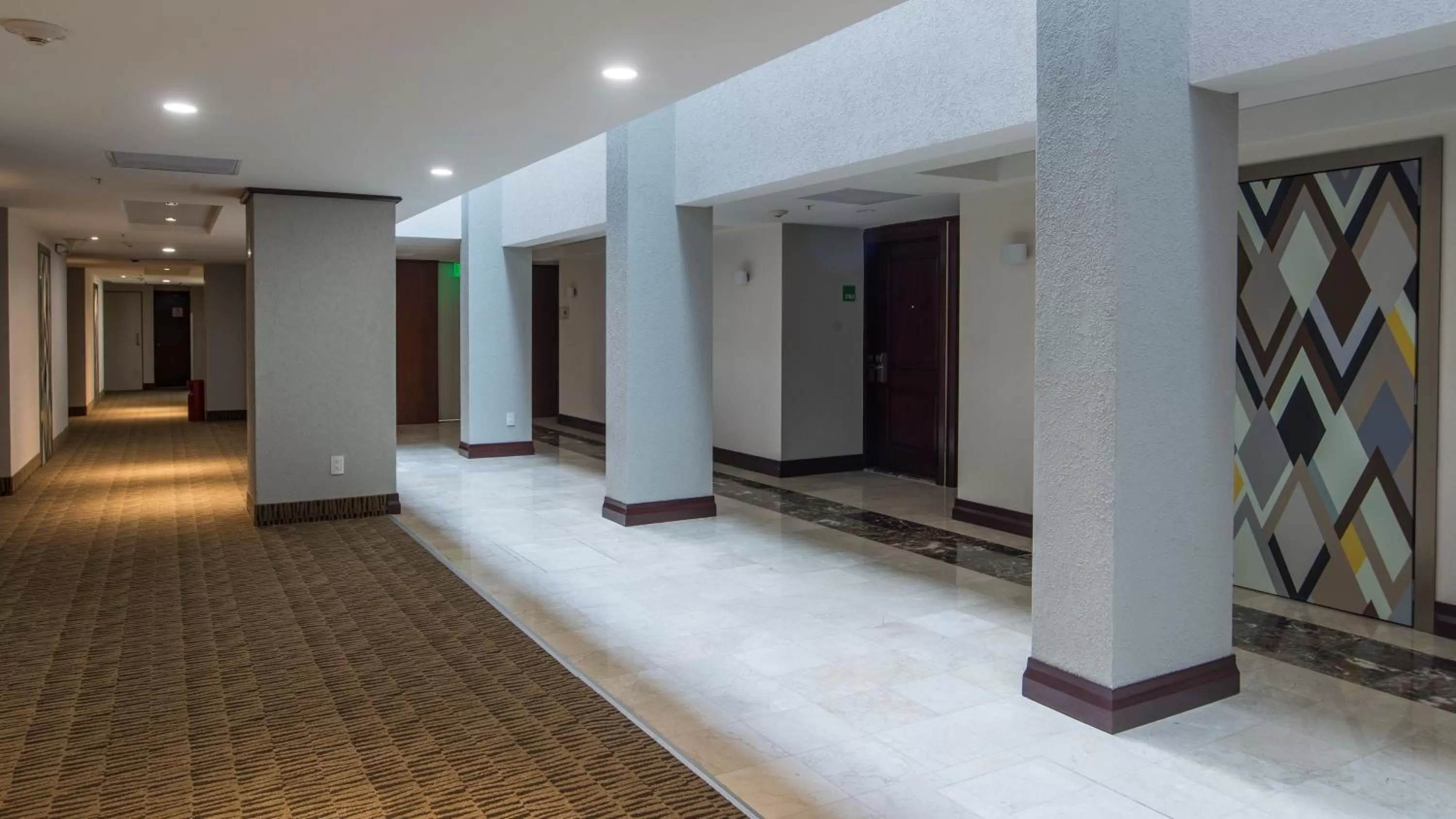 Lobby or reception in Holiday Inn Tuxtla Gutierrez by IHG
