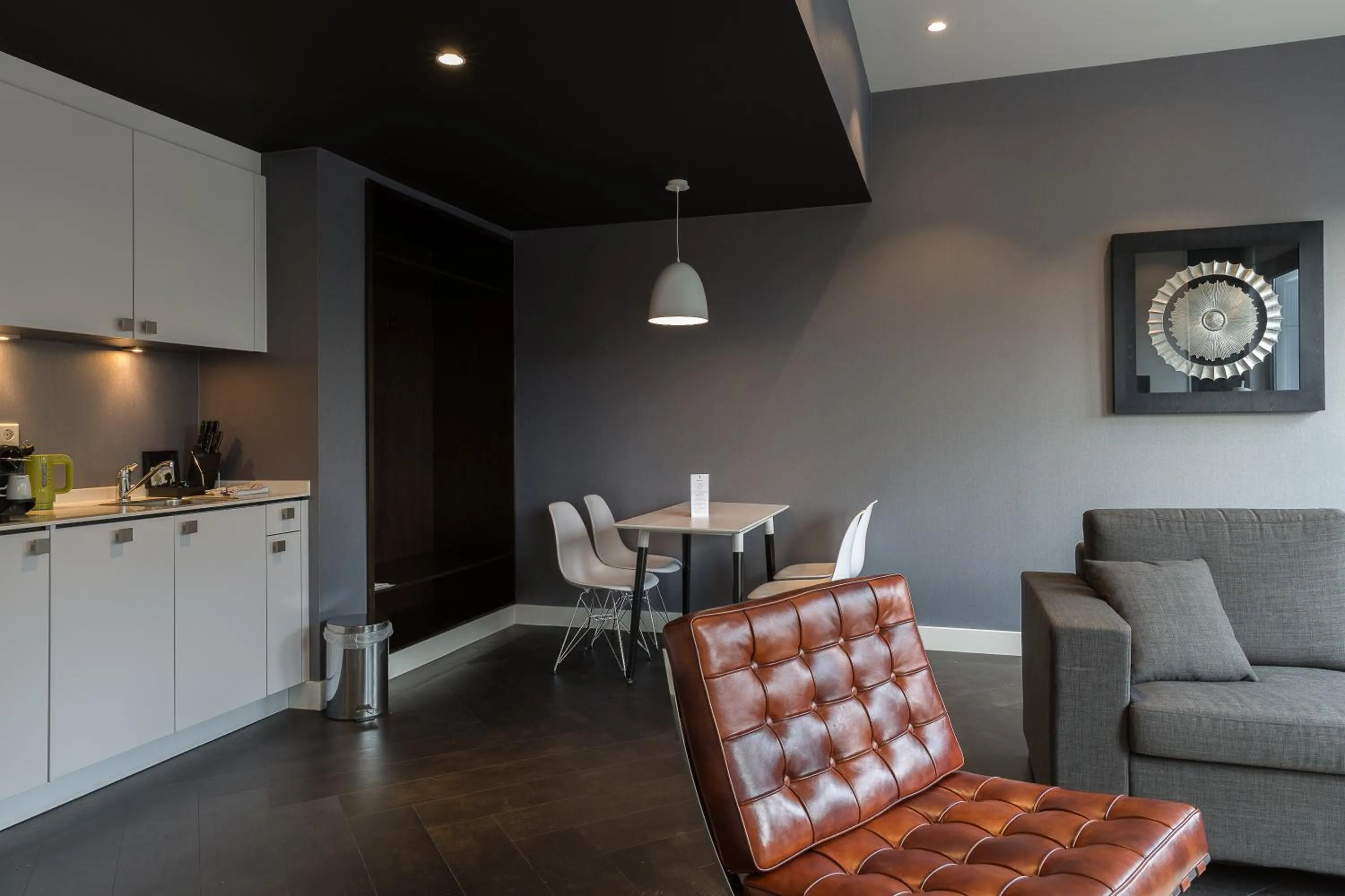 Photo of the whole room in B-aparthotel Kennedy