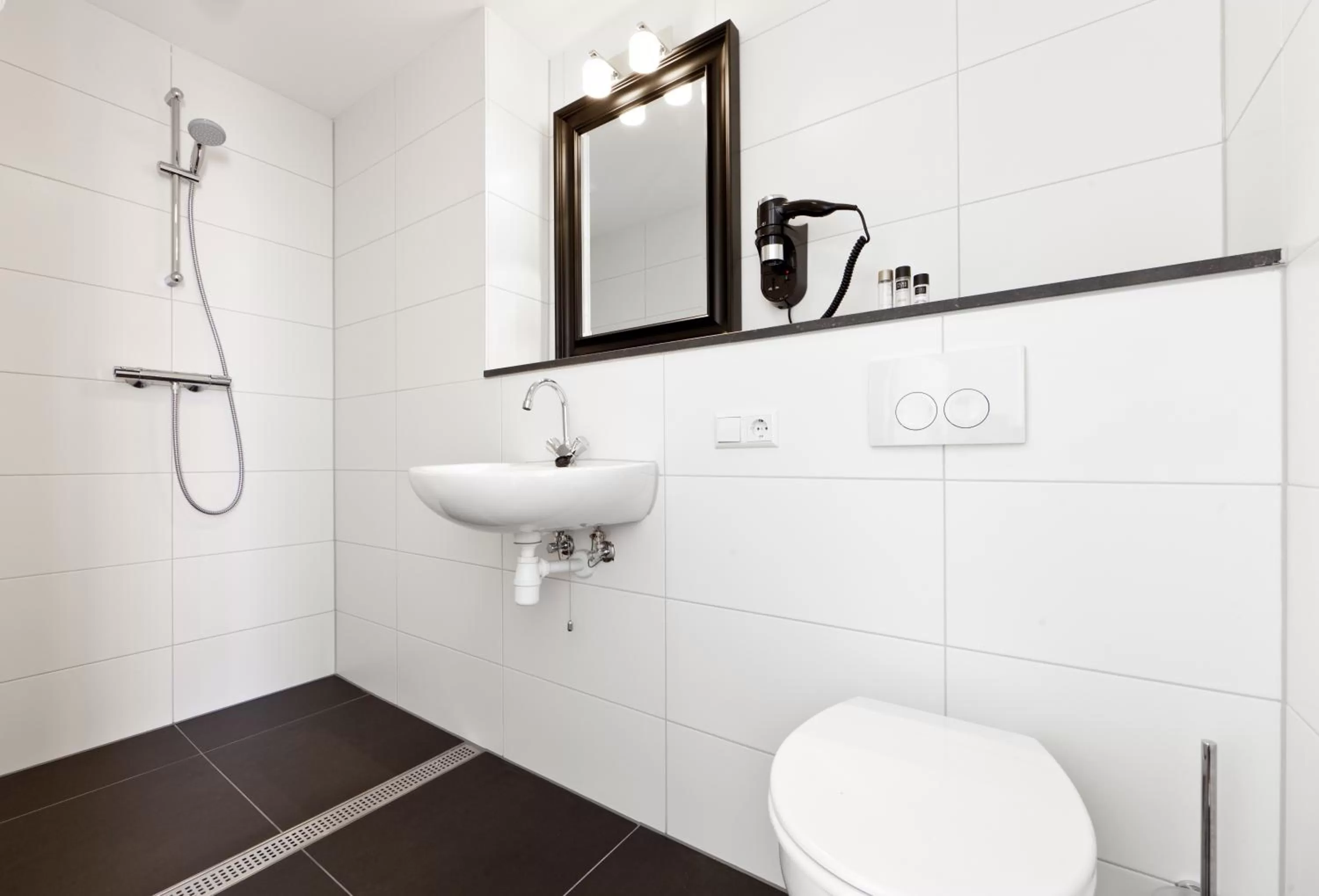 Standard Twin Room in College Hotel Alkmaar