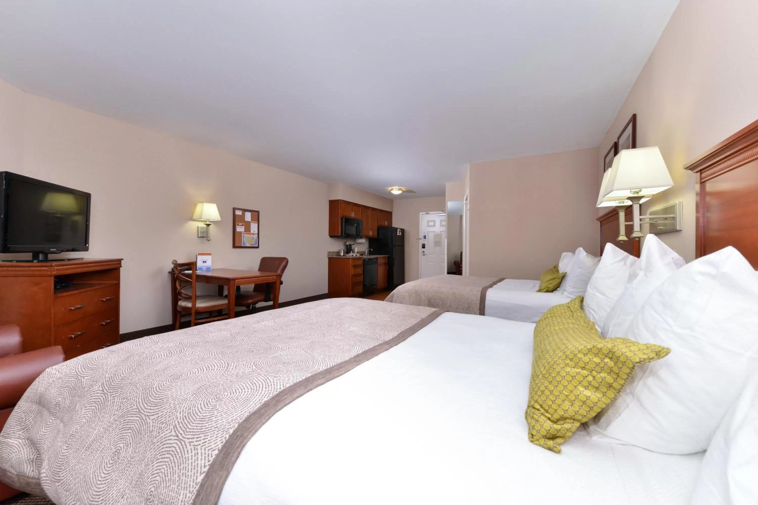 Bedroom, Bed in Candlewood Suites Elmira Horseheads by IHG