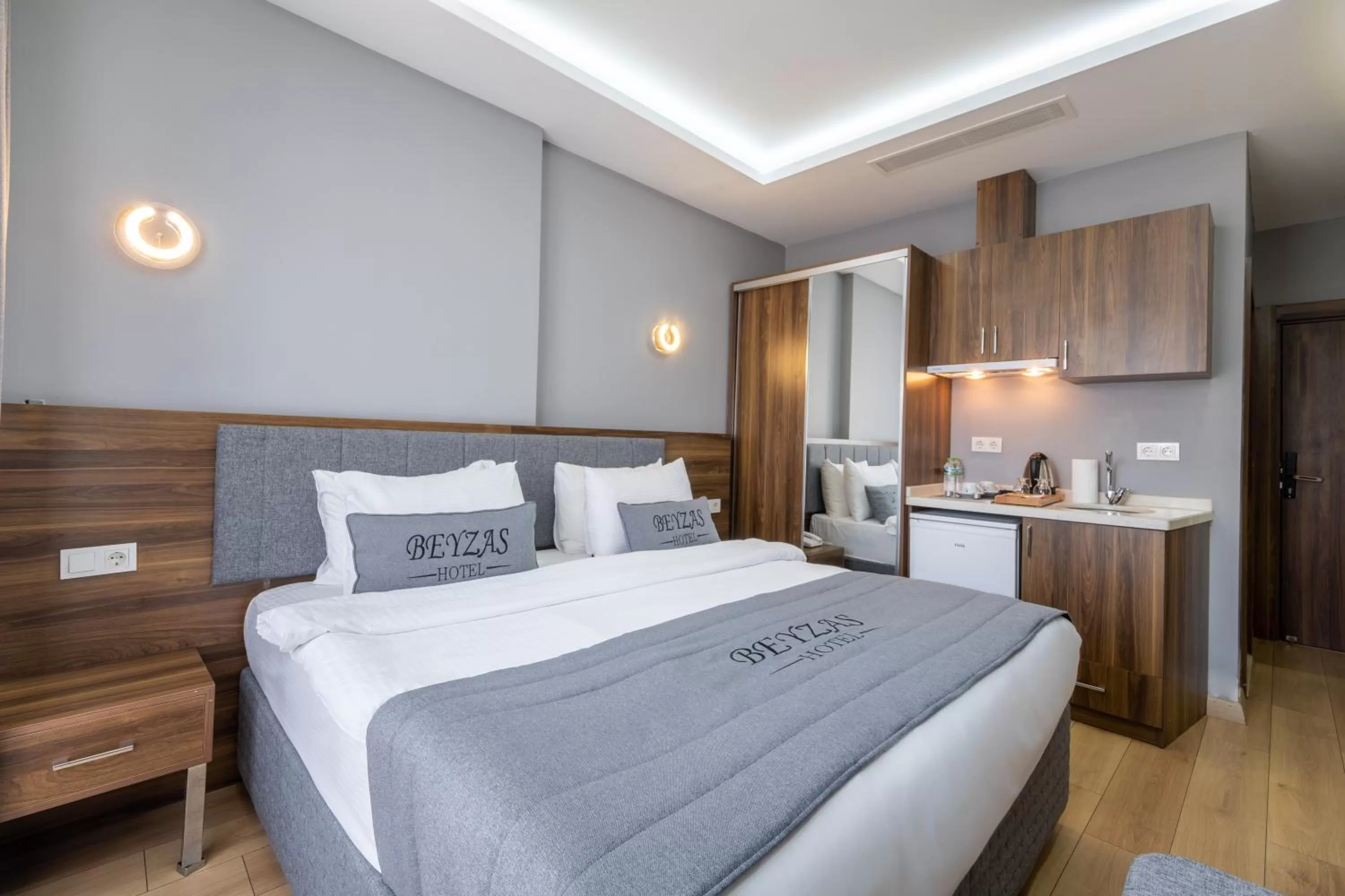 Bed in Beyzas Hotels & Suites