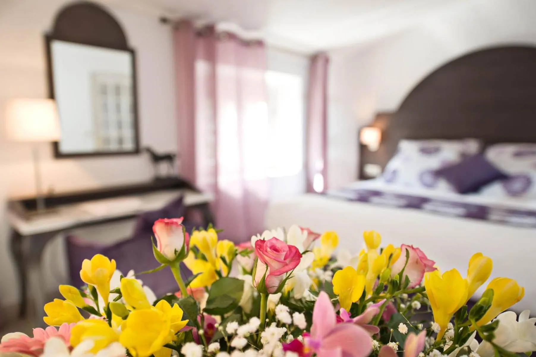 Bedroom, Bed in Moulin de Vernègues Hôtel & Spa