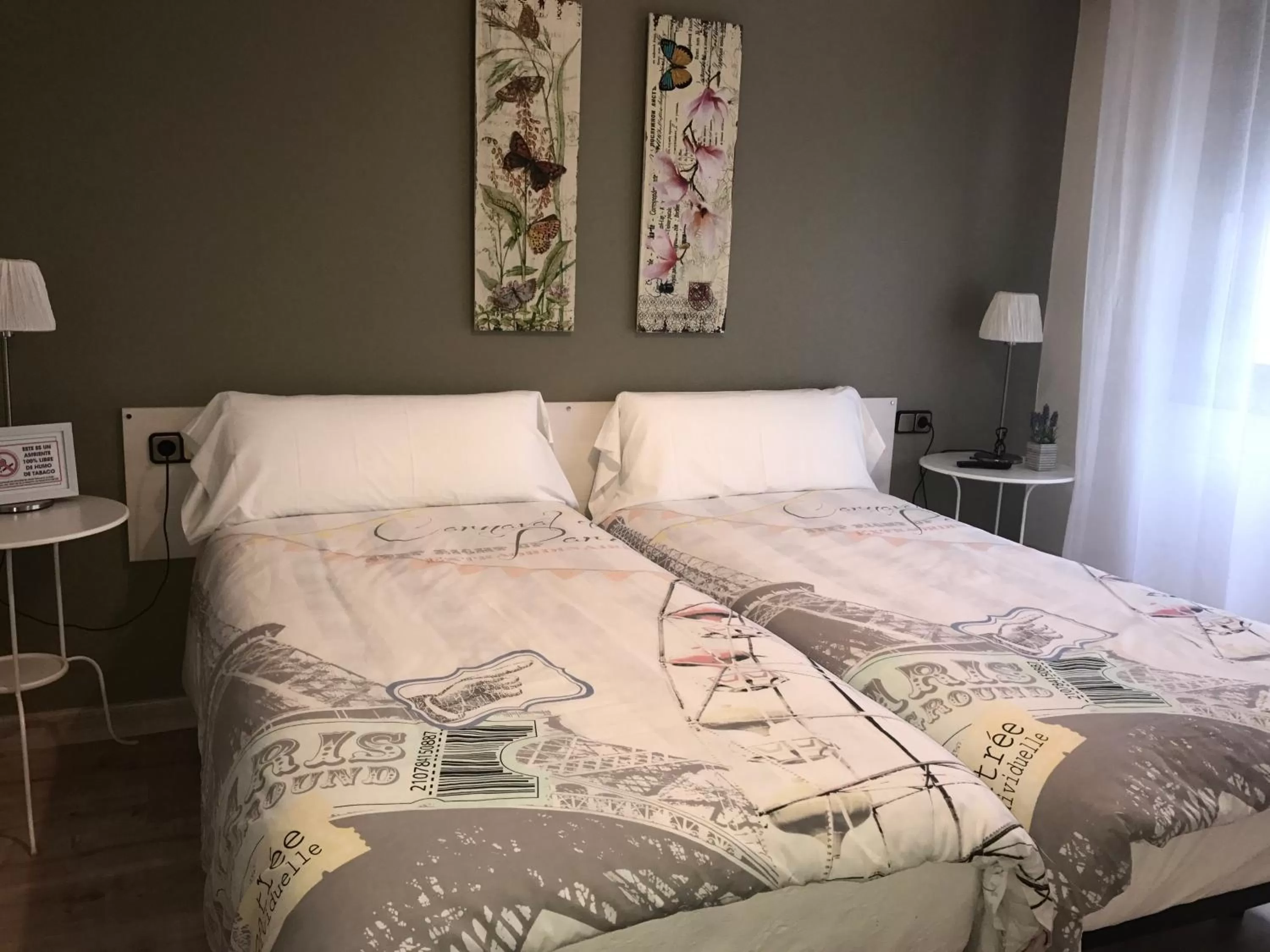 Bed in Alojamientos Iruña