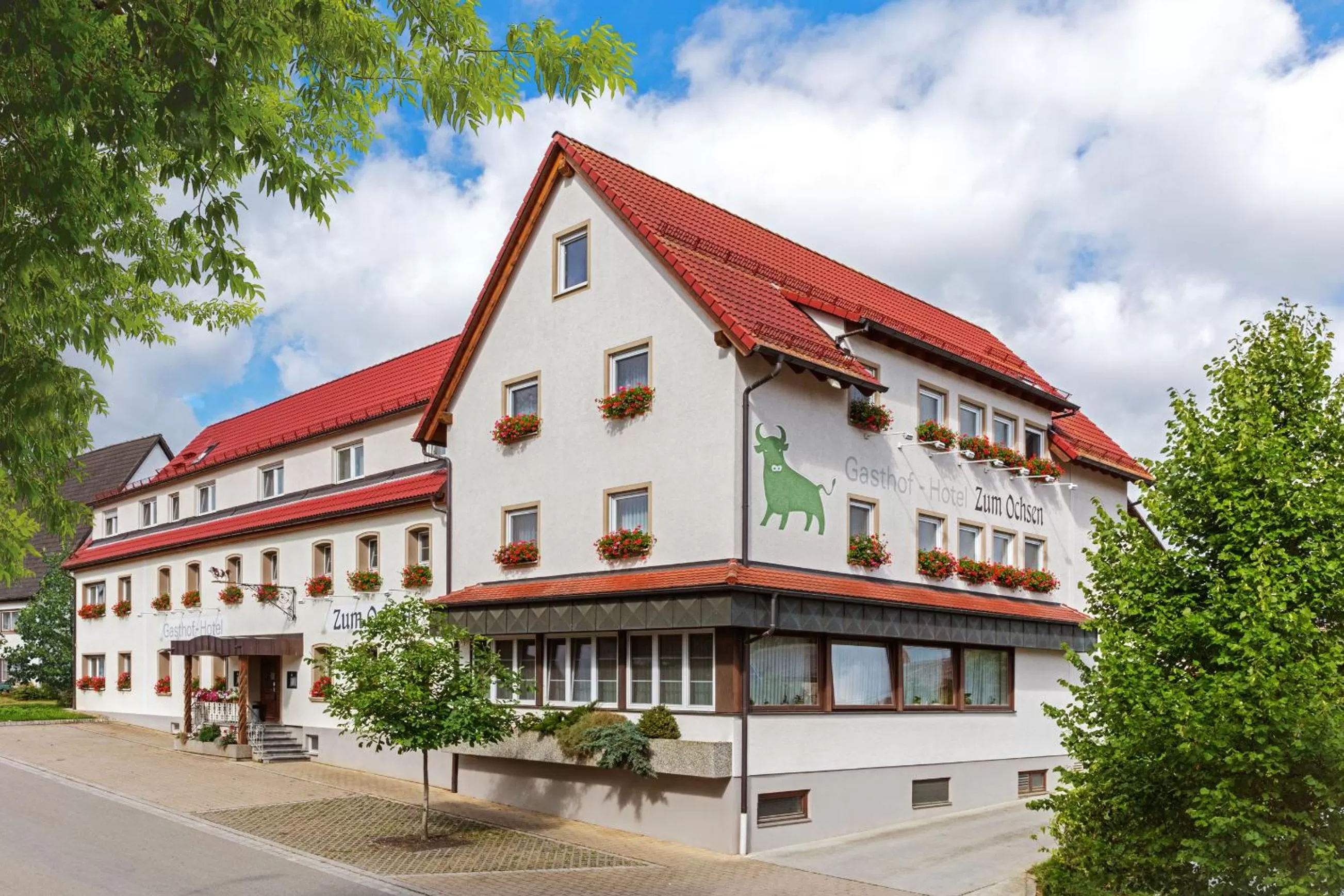 Facade/entrance in Gasthof - Hotel zum Ochsen GmbH