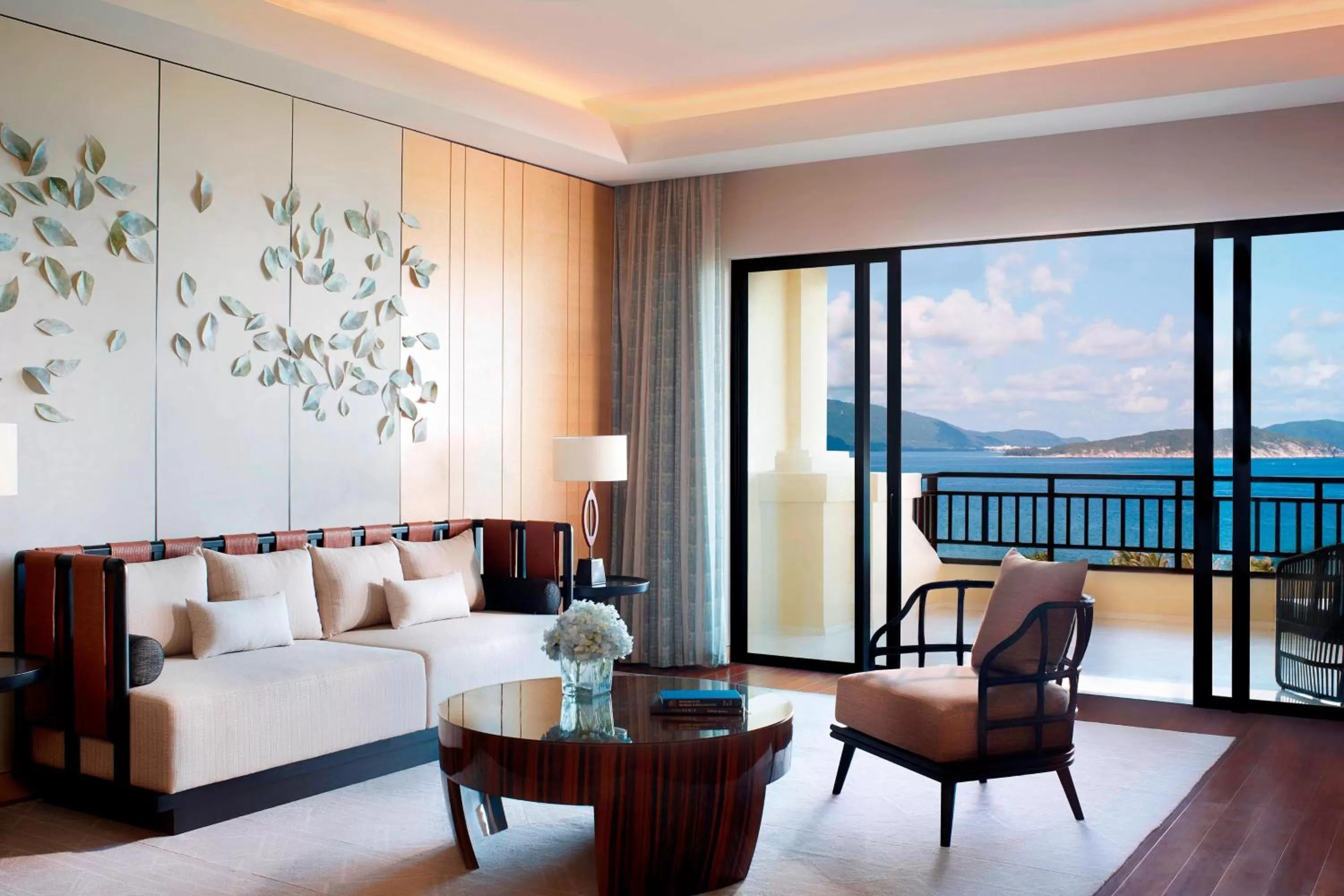 Living room, Bed in The Ritz-Carlton Sanya, Yalong Bay