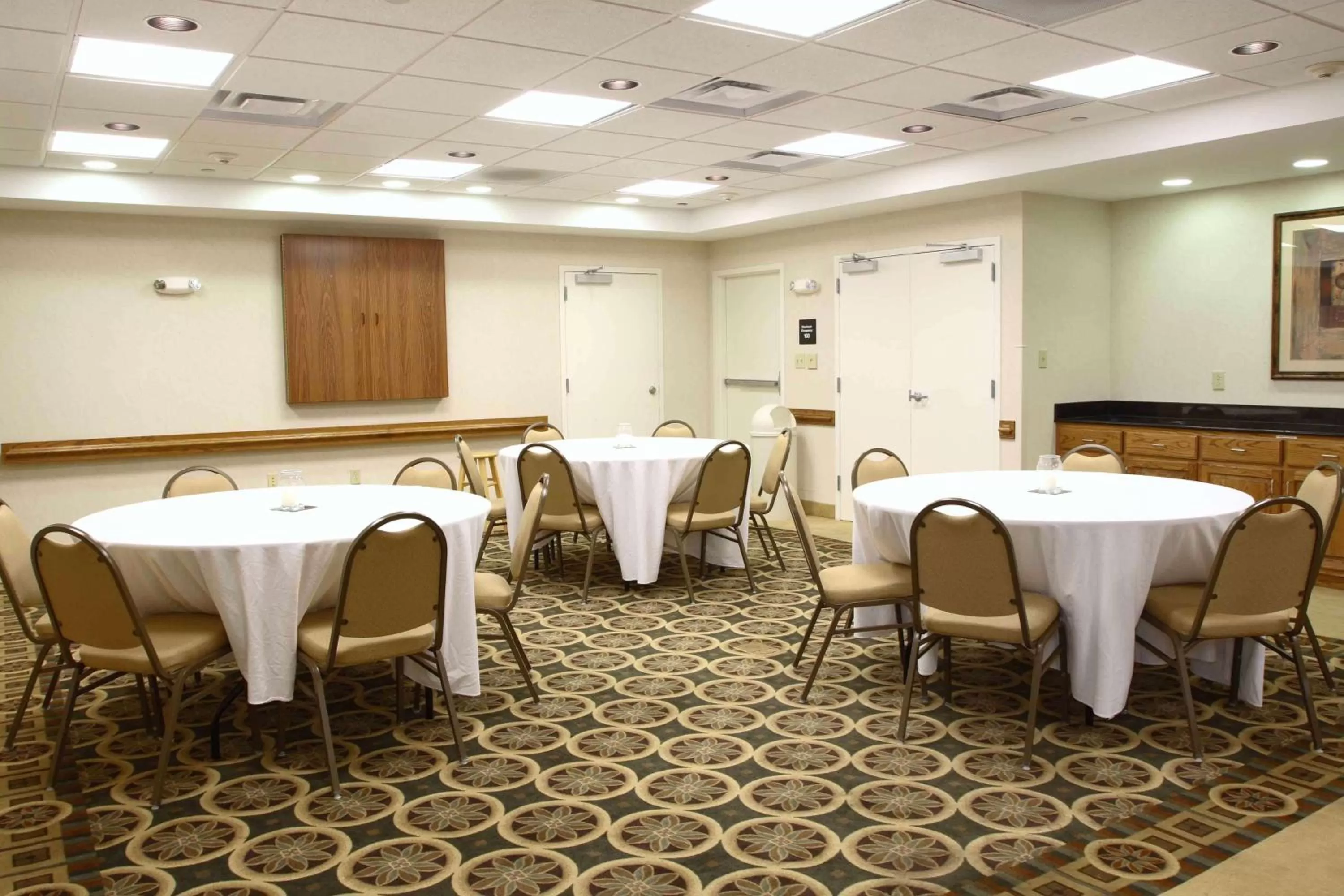 Meeting/conference room in Hampton Inn & Suites Chesapeake-Square Mall