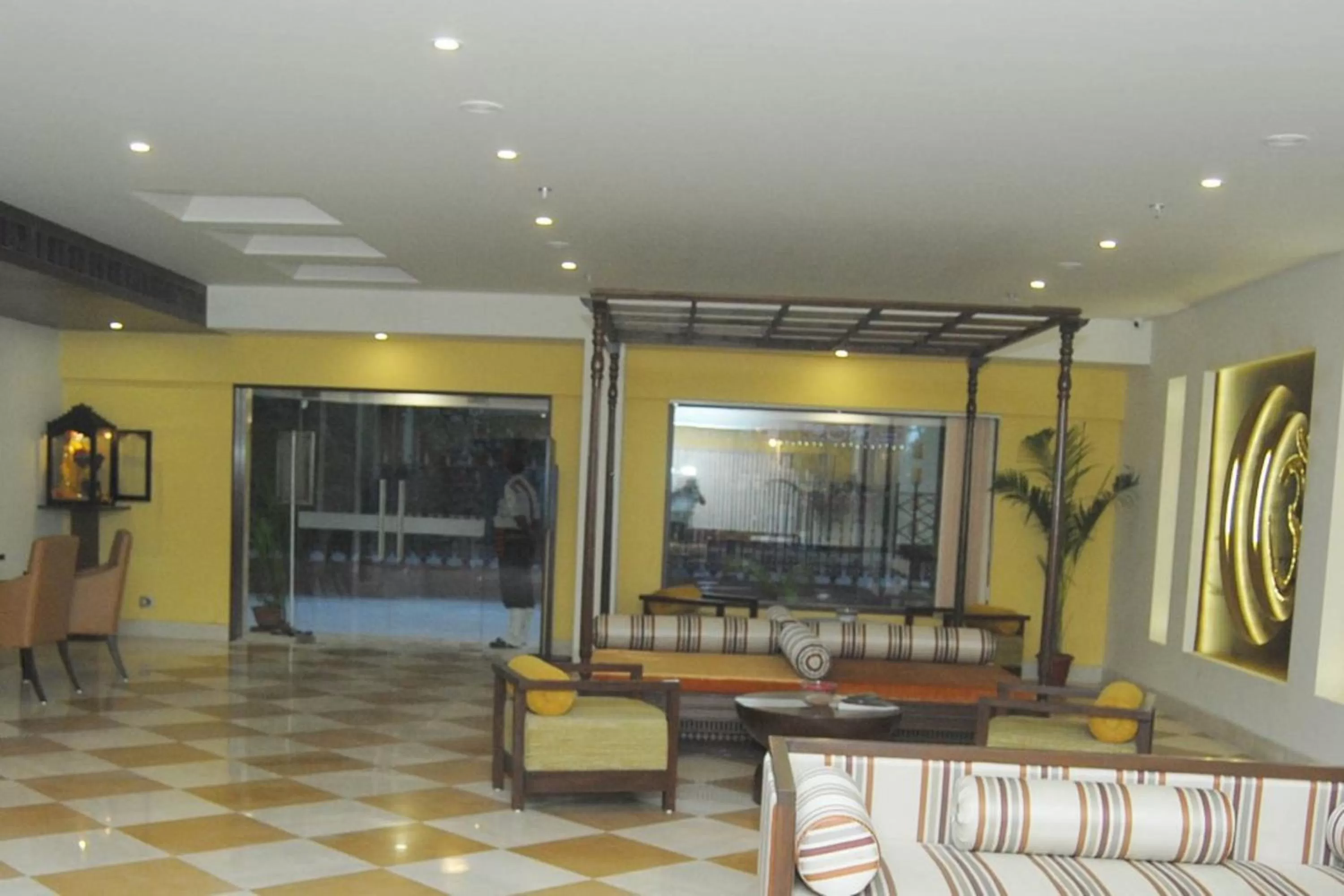 Area and facilities in Hotel Abigail Goradia's