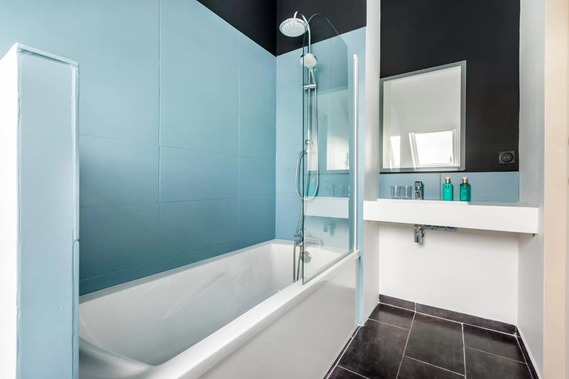 Bedroom in Au Chat Qui Dort Lille - Villa Gounod