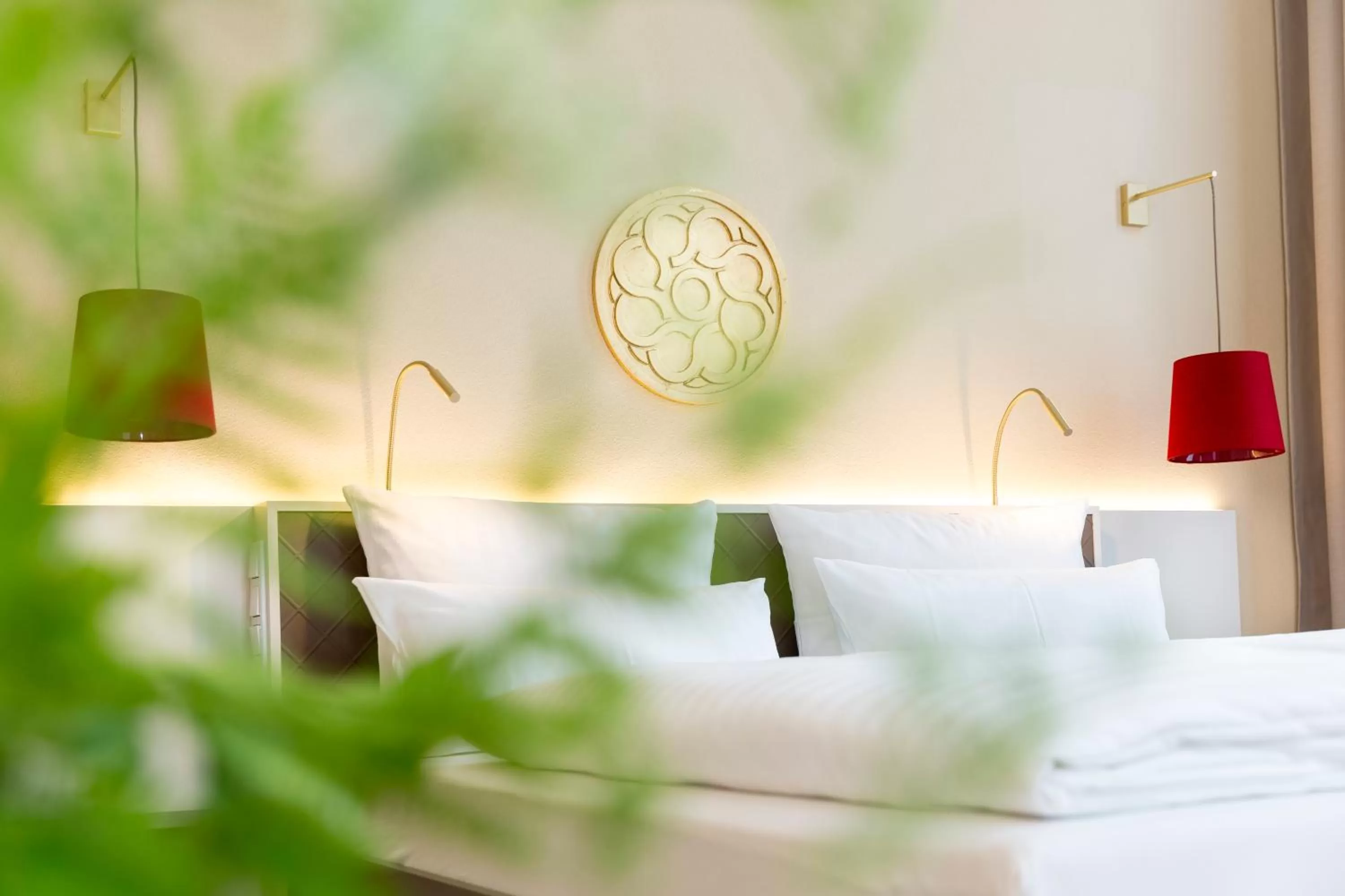 Bed in EMICH´S Hotel