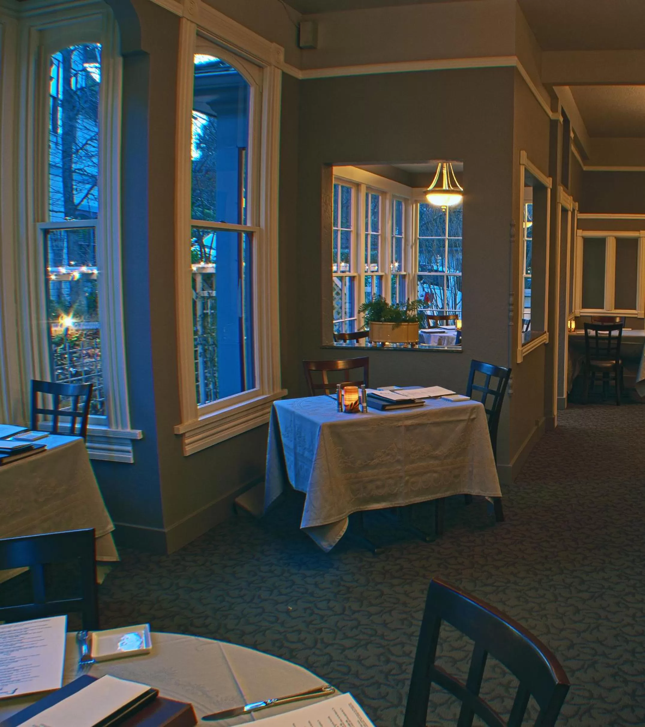 Restaurant/places to eat in Winchester Inn