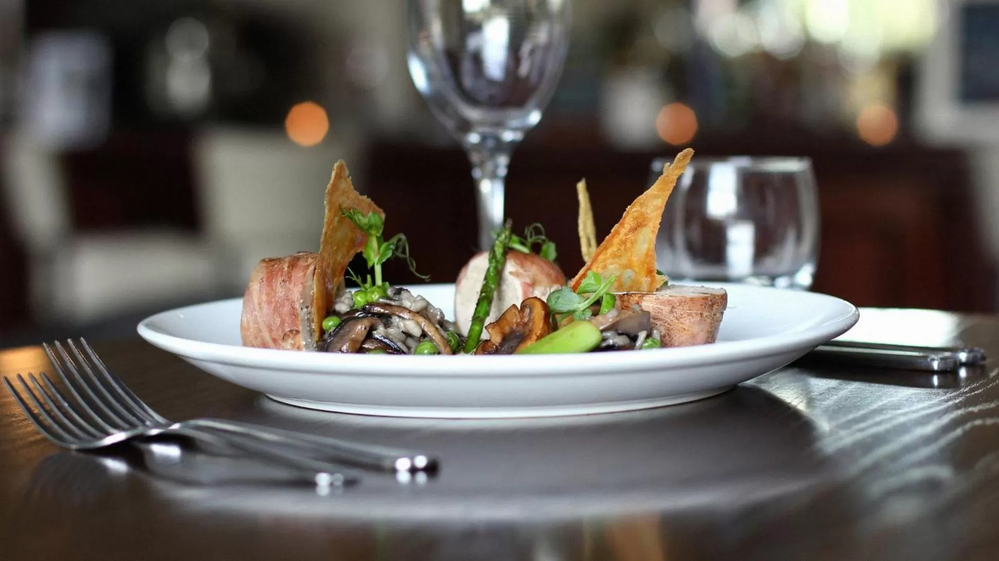 Restaurant/places to eat in Colwick Hall Hotel