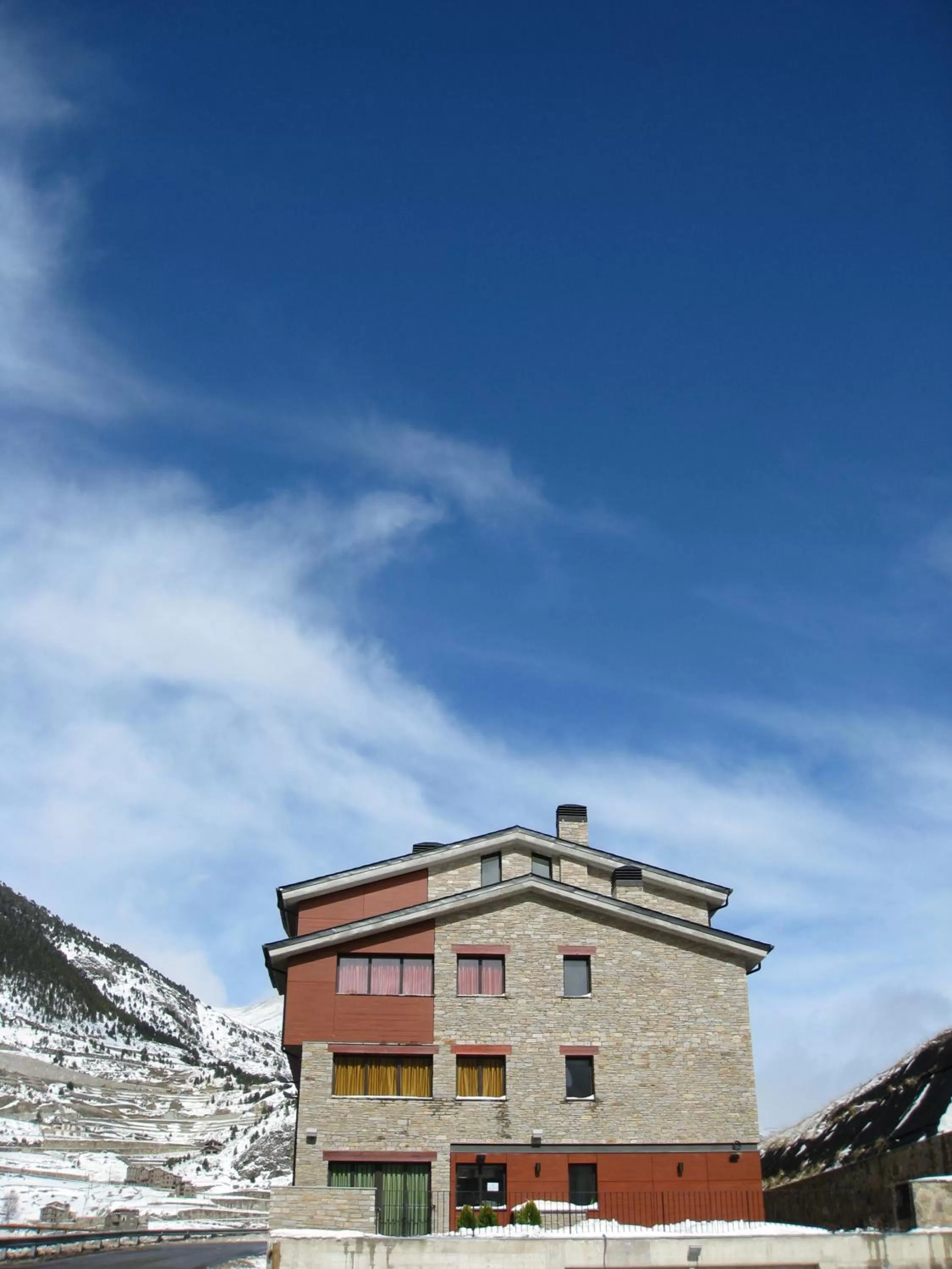Facade/entrance in Obaga Blanca & Spa