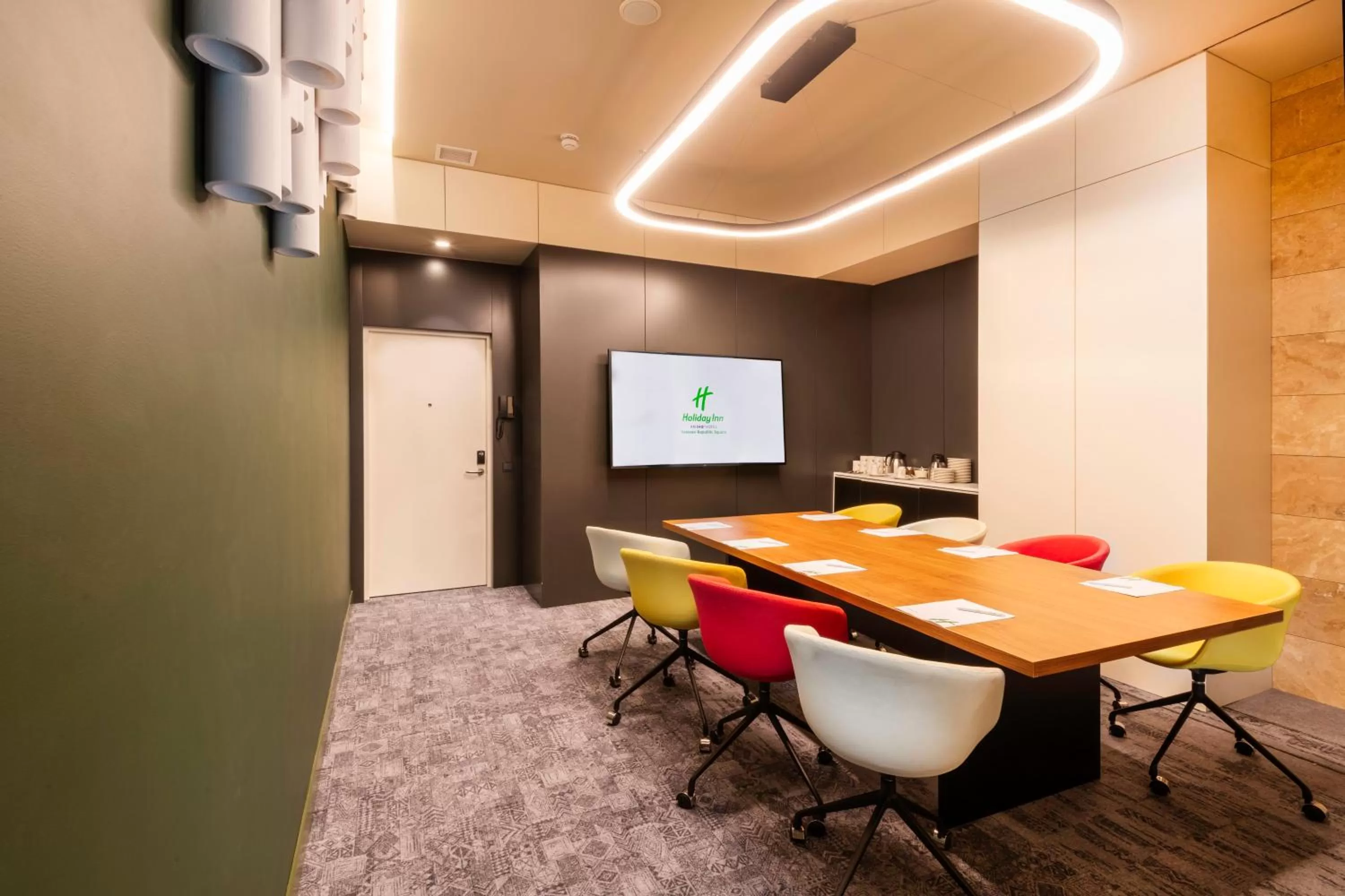 Meeting/conference room in Holiday Inn Yerevan - Republic Square by IHG