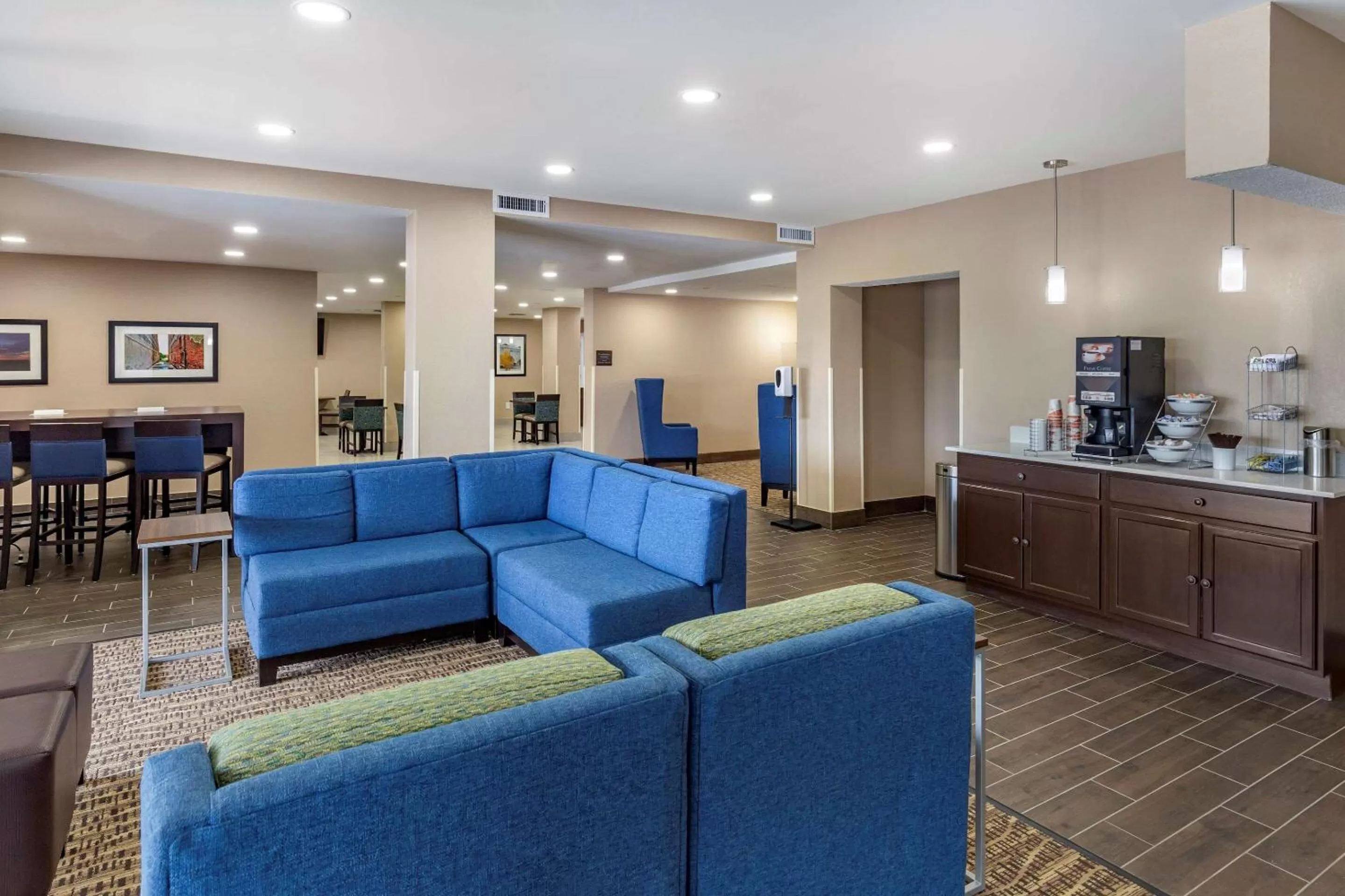 Lobby or reception in Comfort Inn & Suites Spring Lake - Fayetteville near Fort Bragg