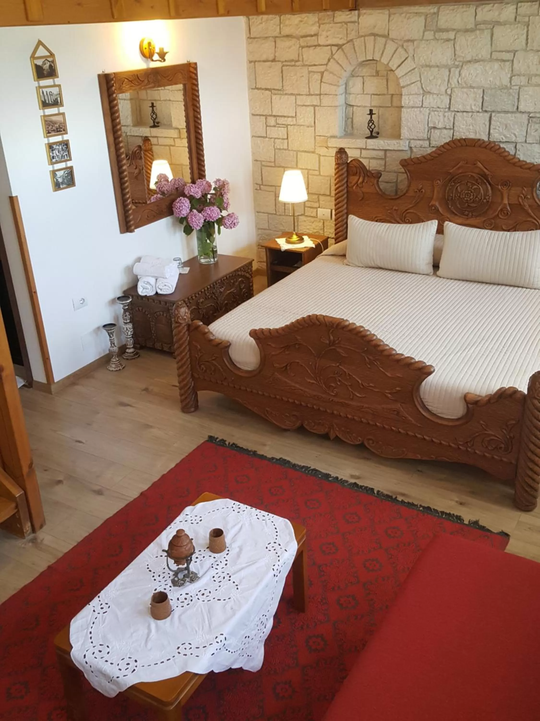Bed in Hotel Gjirokastra