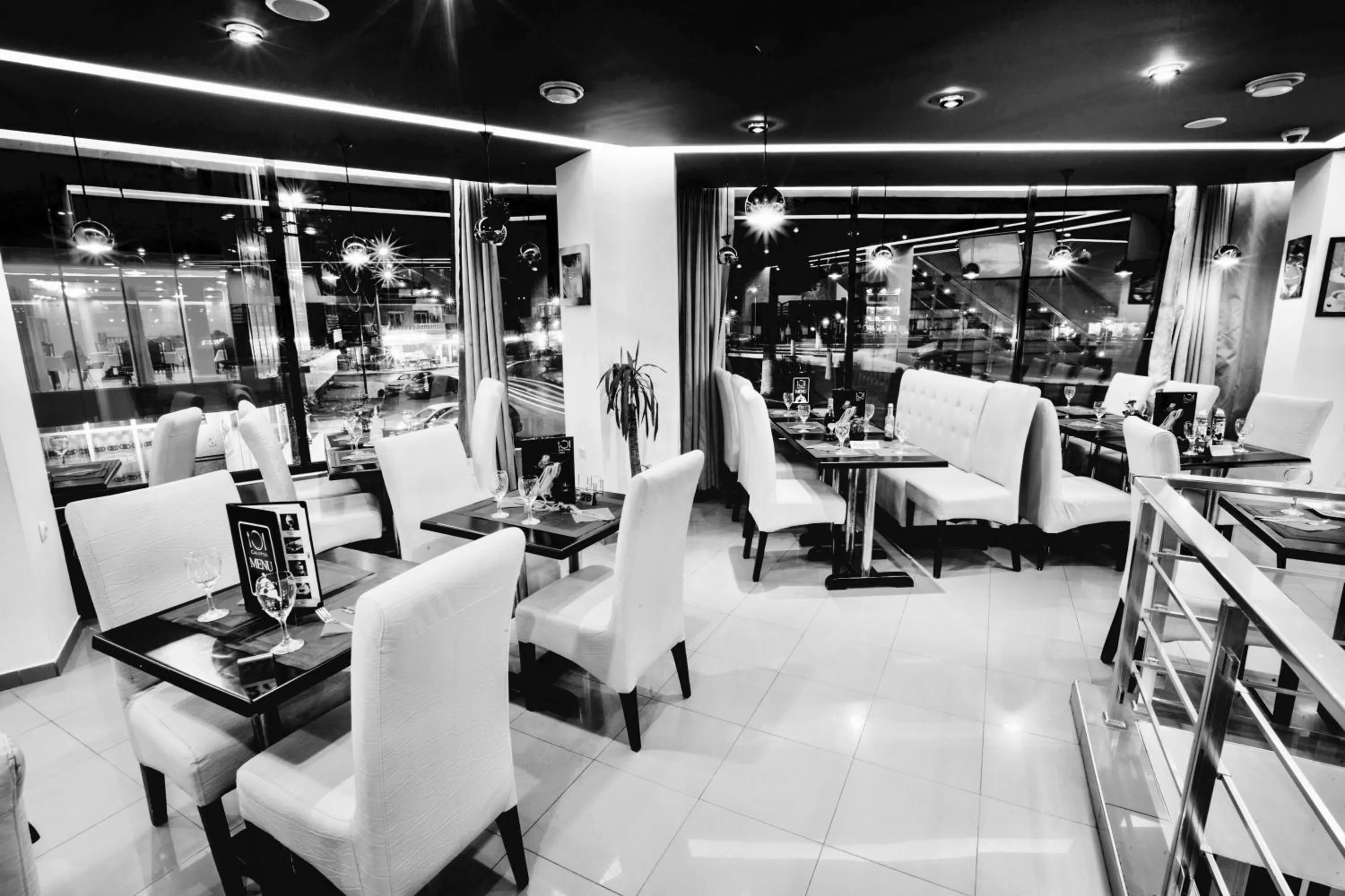 Restaurant/places to eat in Calypso Home Oran