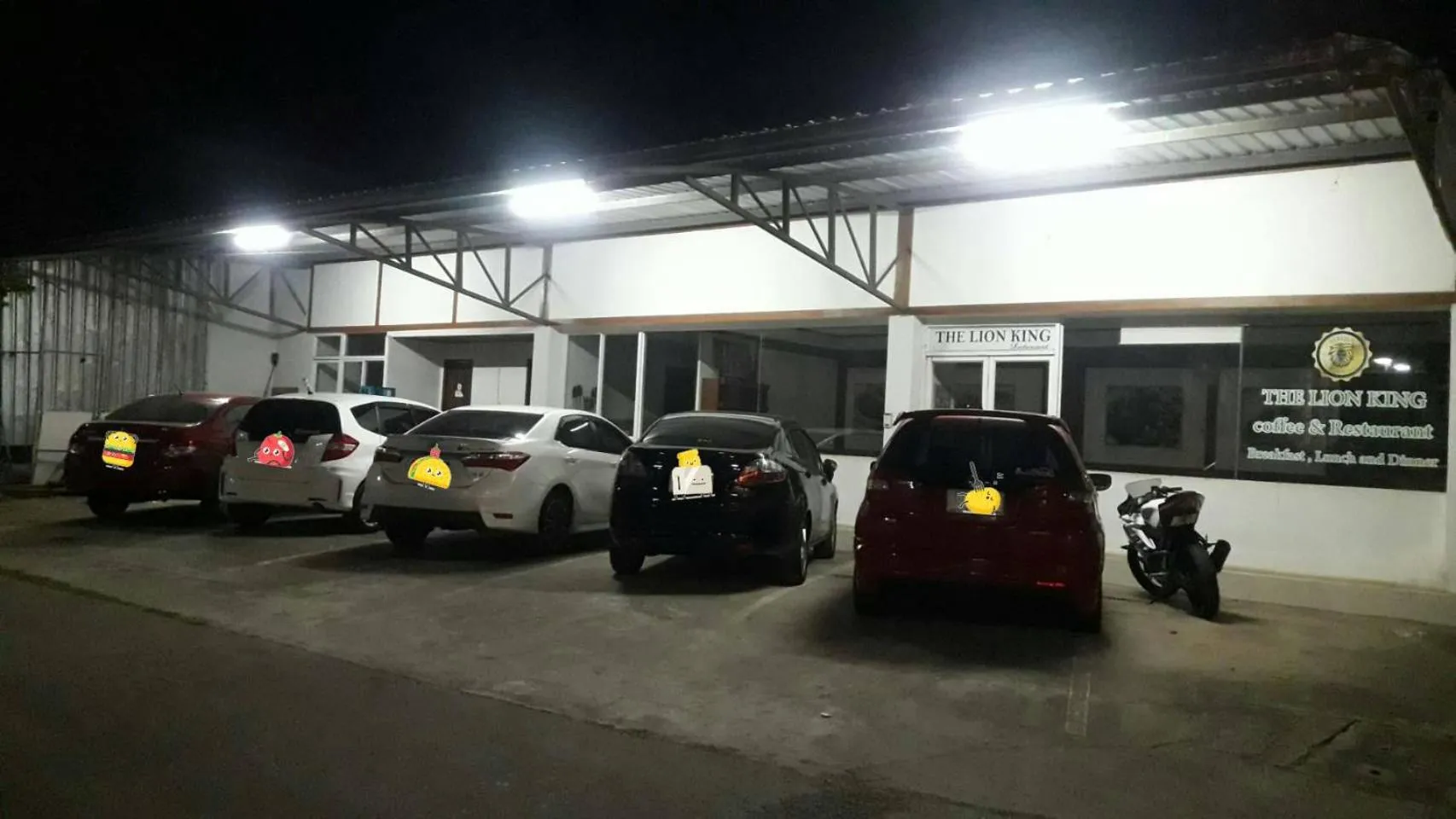 Parking in The Lion King Hotel Udonthani