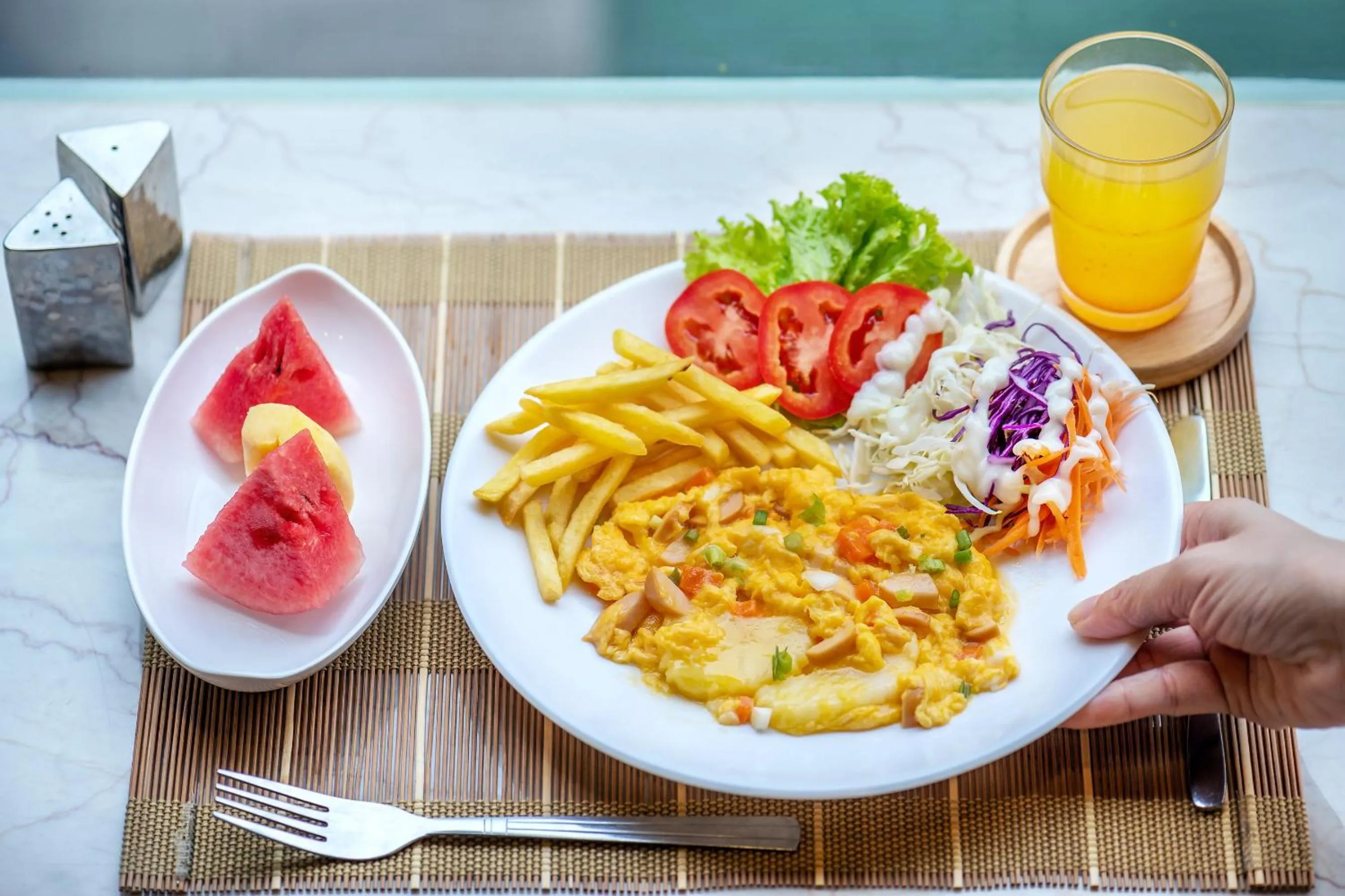 Food in De Lavender Bangkok Hotel