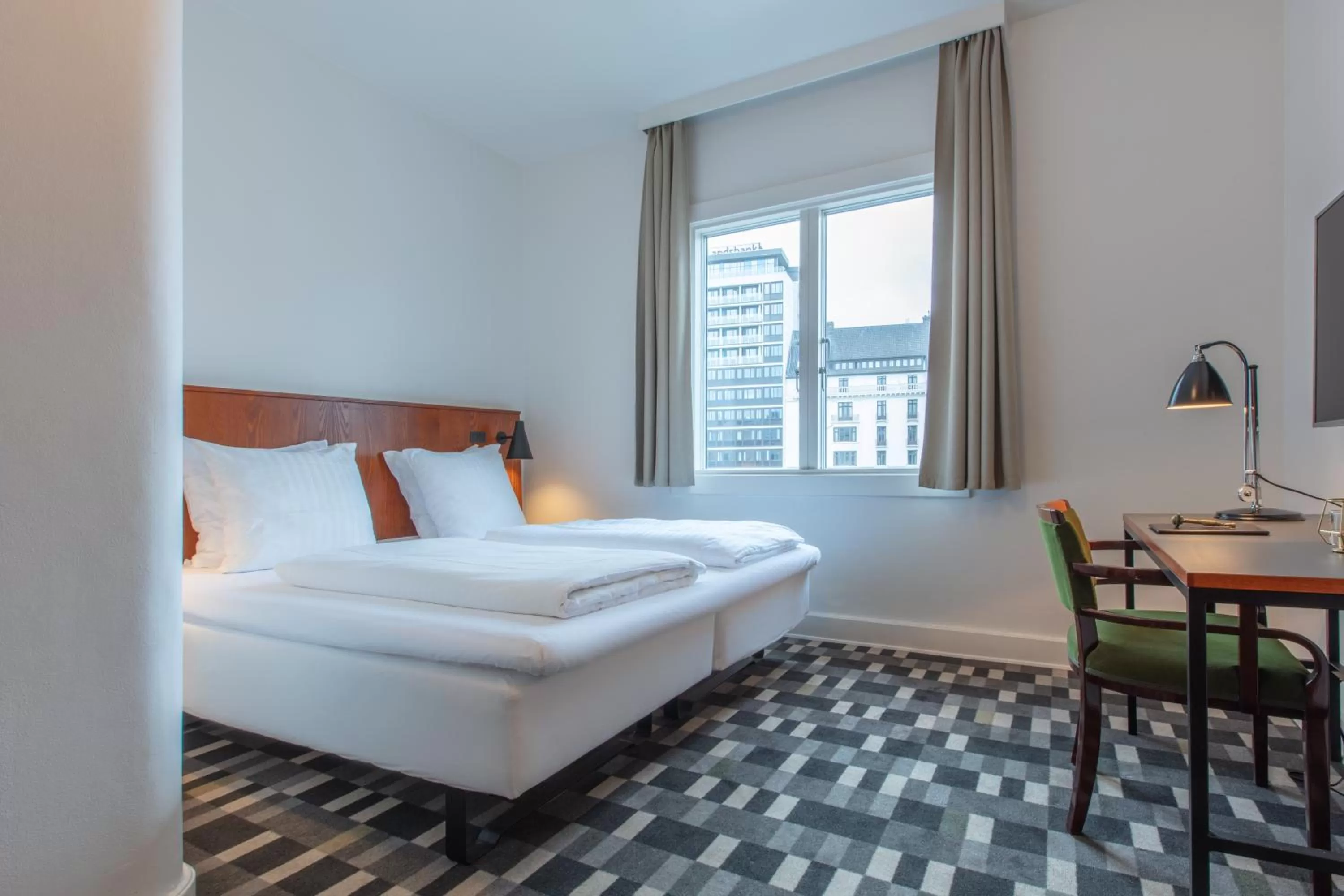 Bed in Hotel Astoria, Best Western Signature Collection