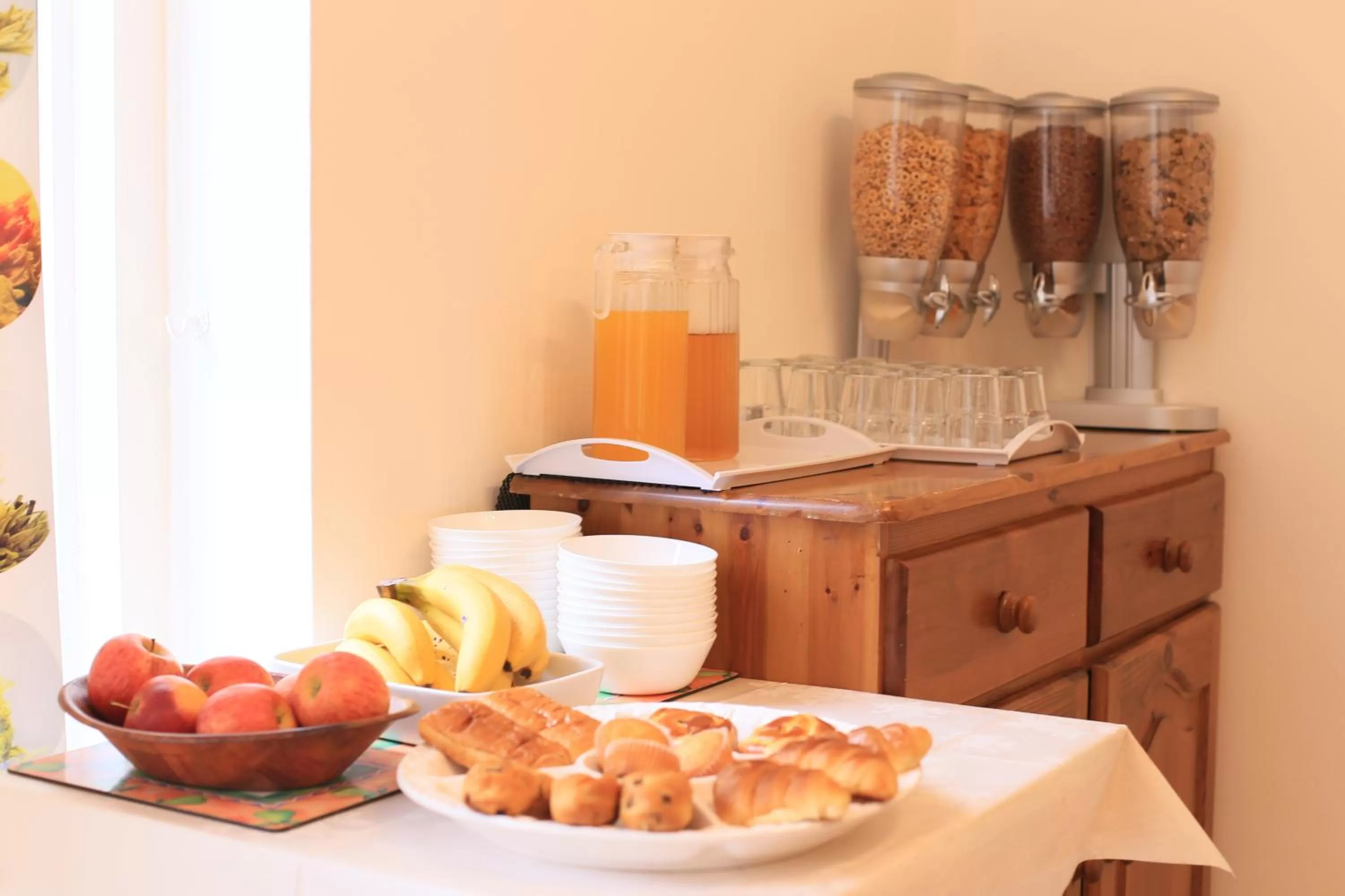 Food and drinks in Twin Lions Hotel