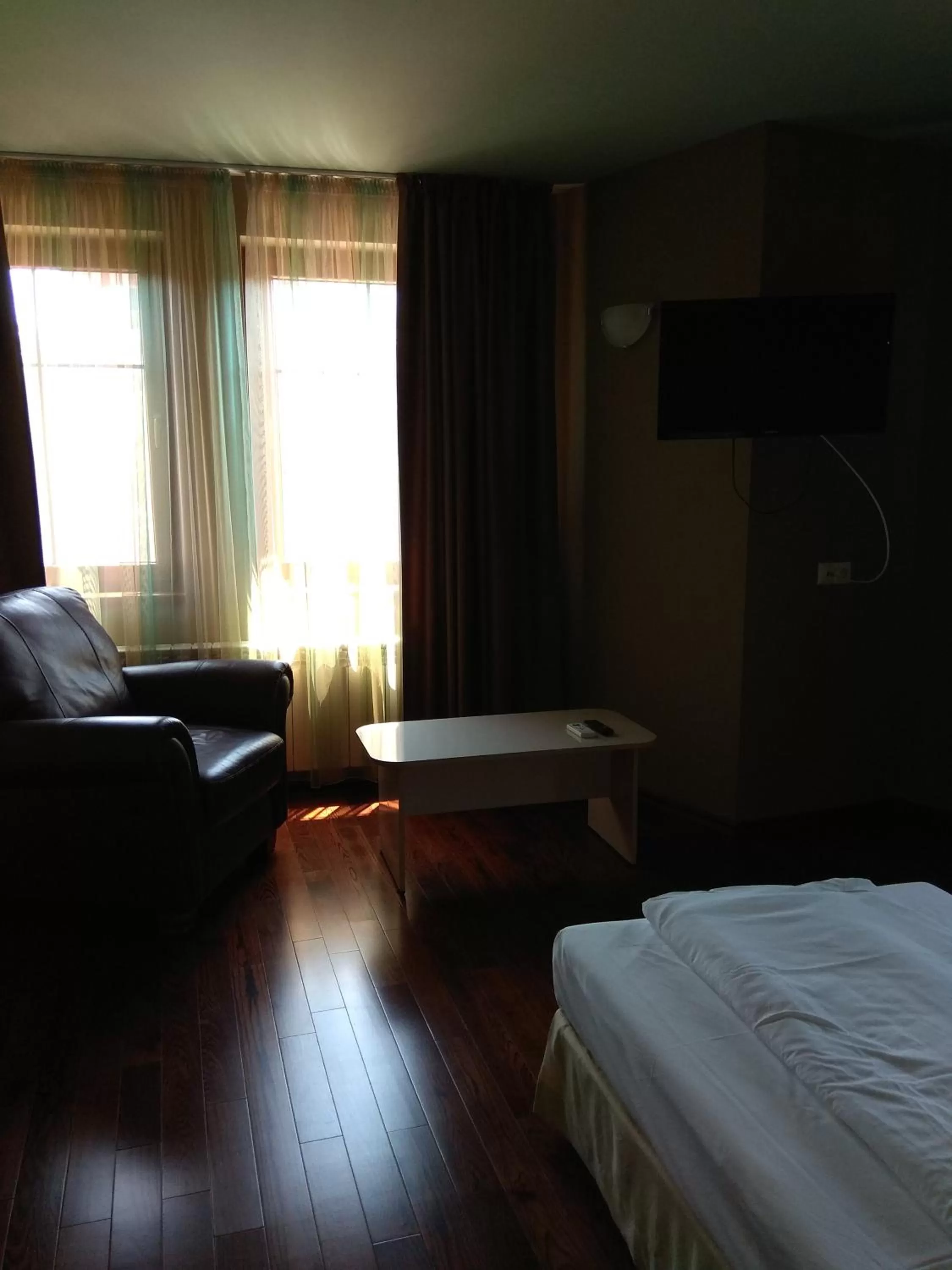 Bed in Roots Hotel and Wine Bar