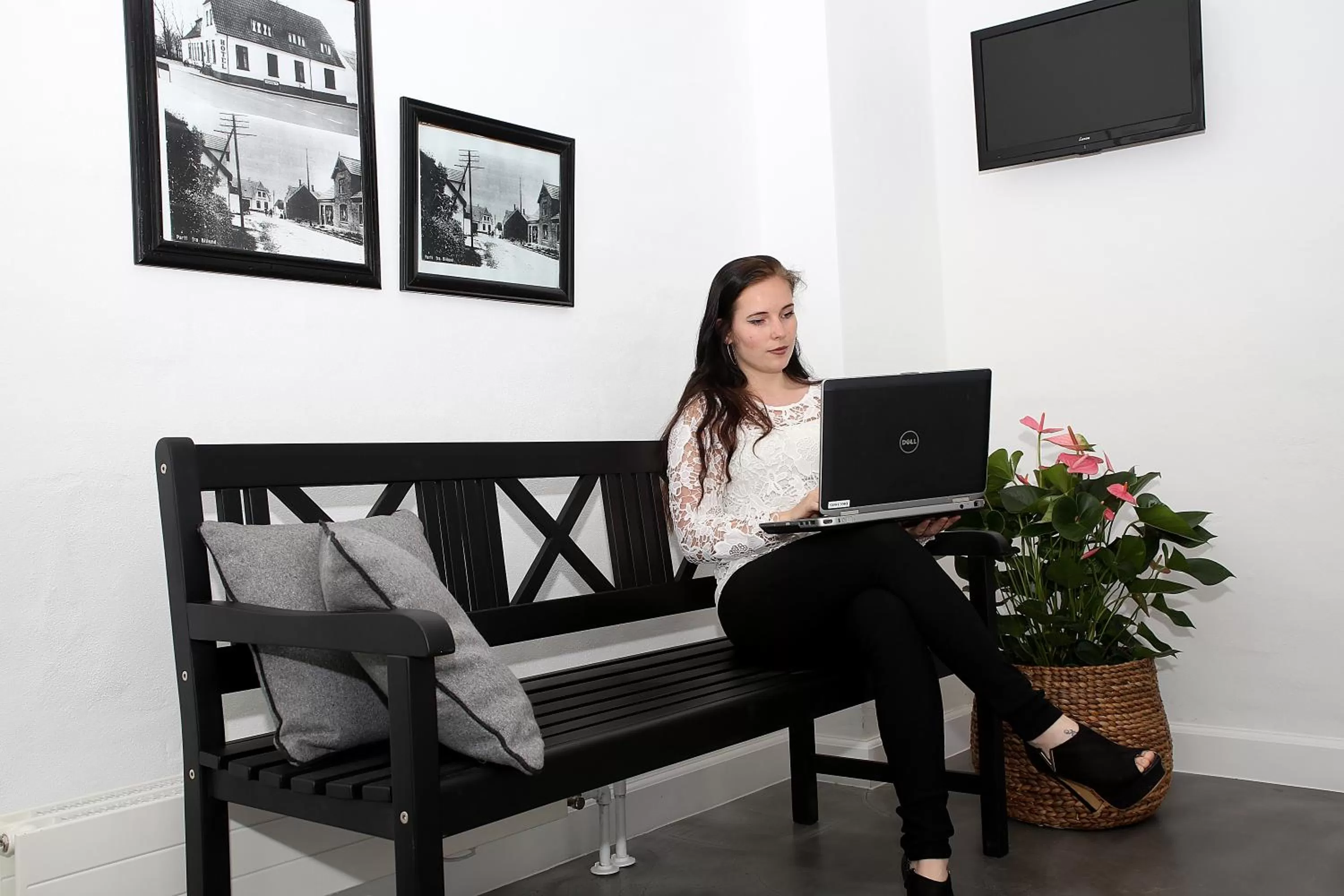 Seating area in Refborg Hotel