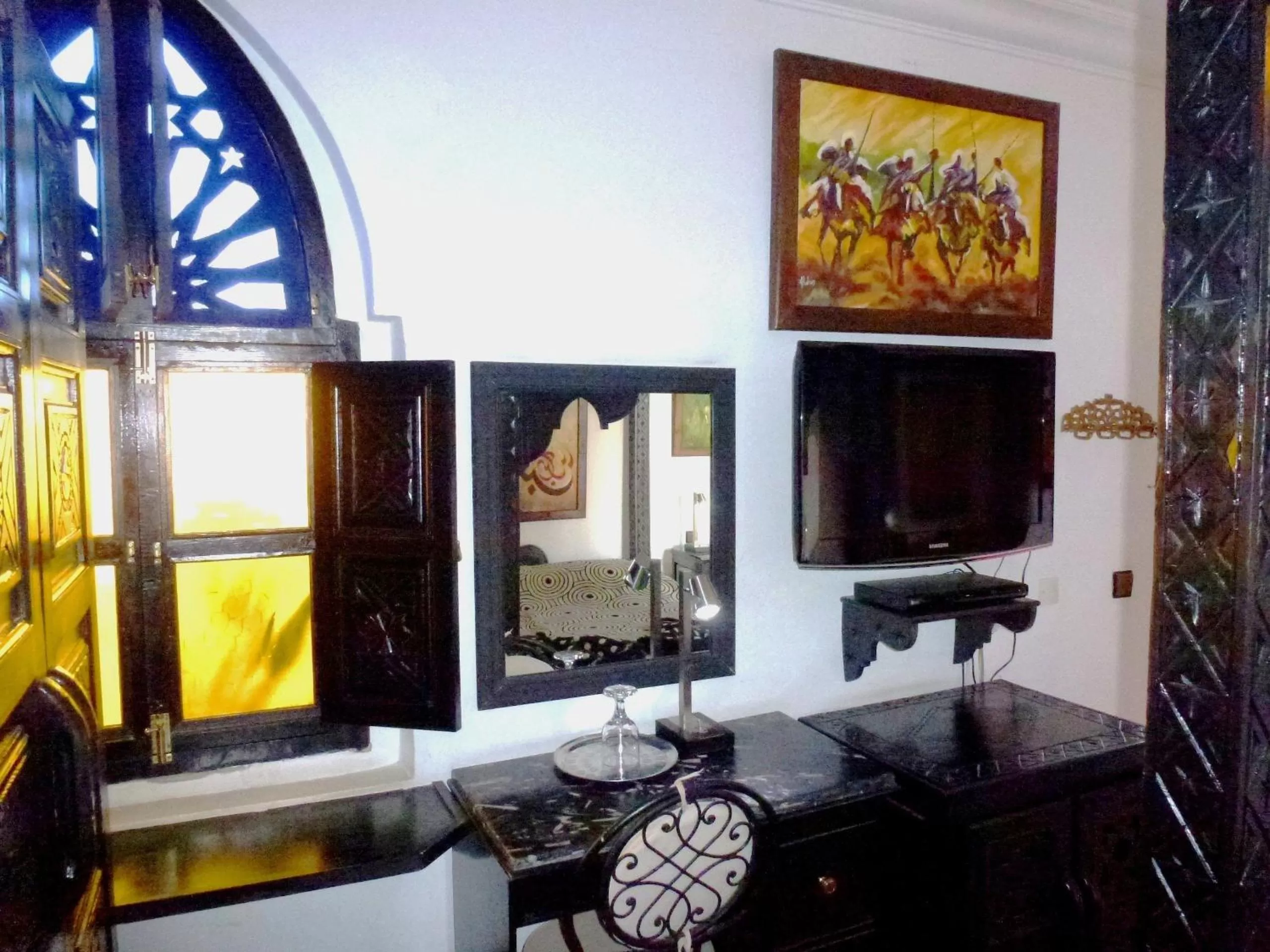 TV and multimedia in Ryad Laârouss