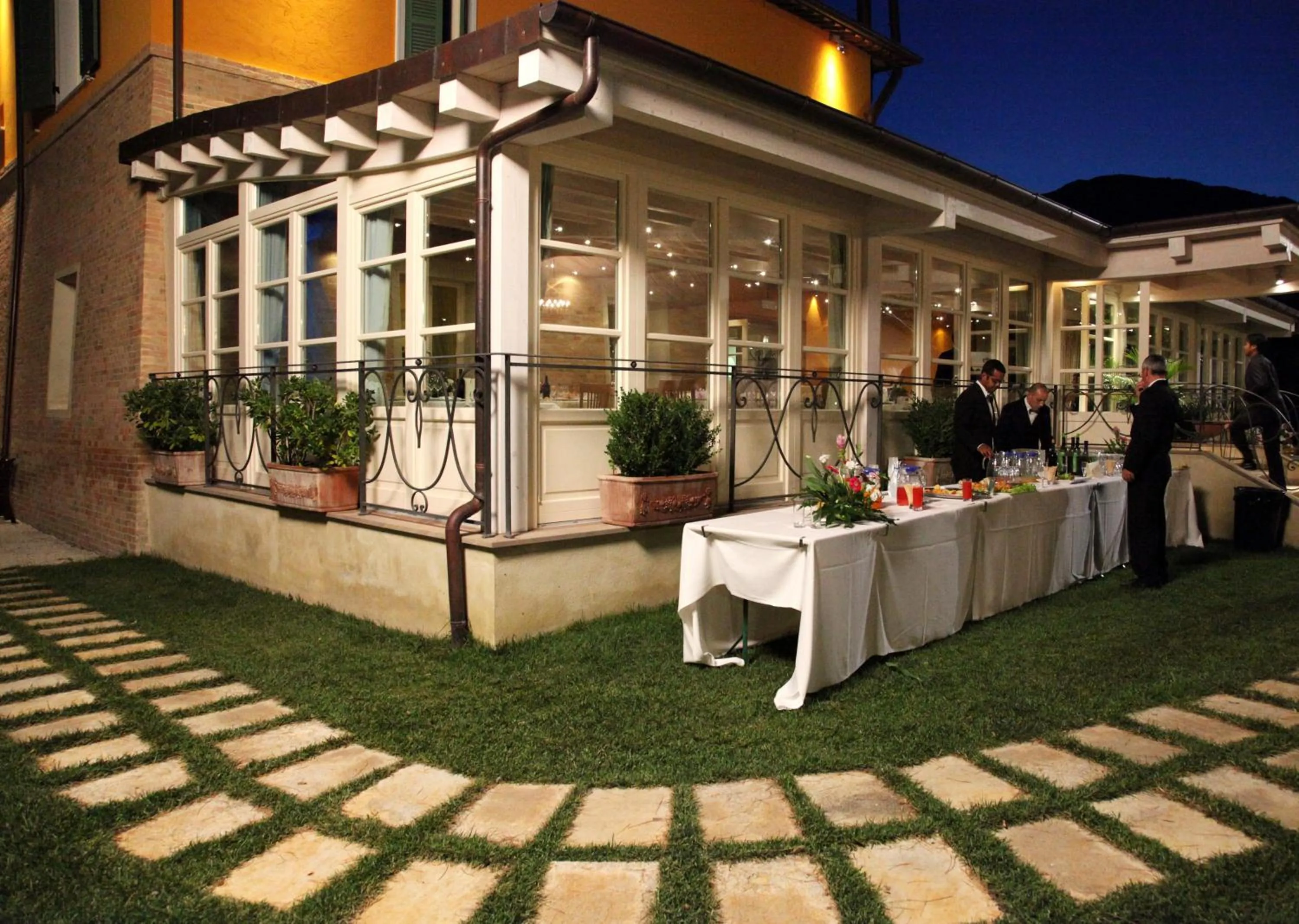 Staff in Relais Villa Fornari