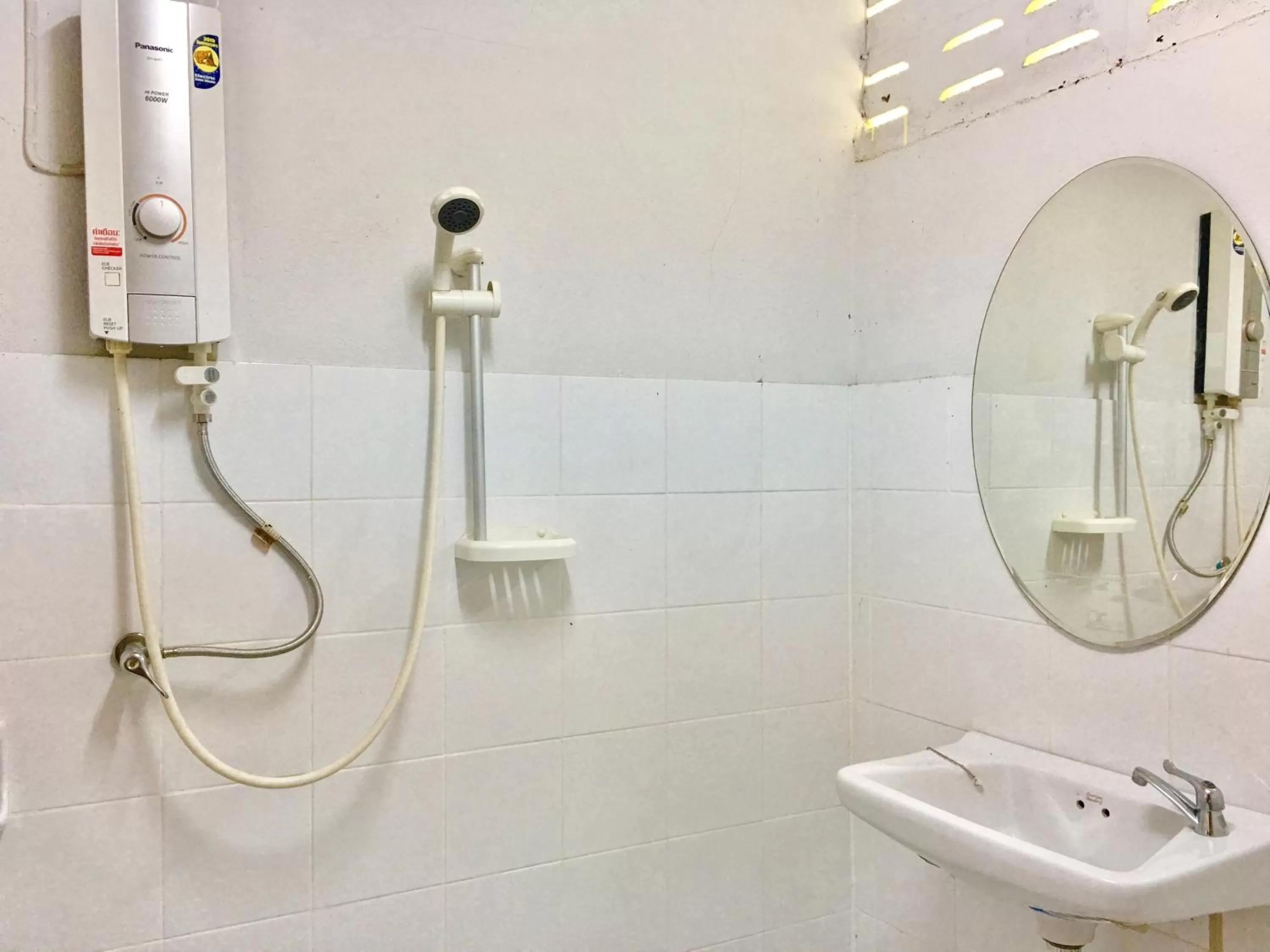 ห้วยน้ำรินรีสอร์ท The Creek Garden Resort