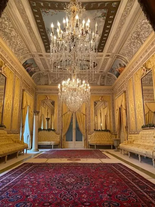 Communal lounge/ TV room in Palazzo Cherubini - Wellness e Spa