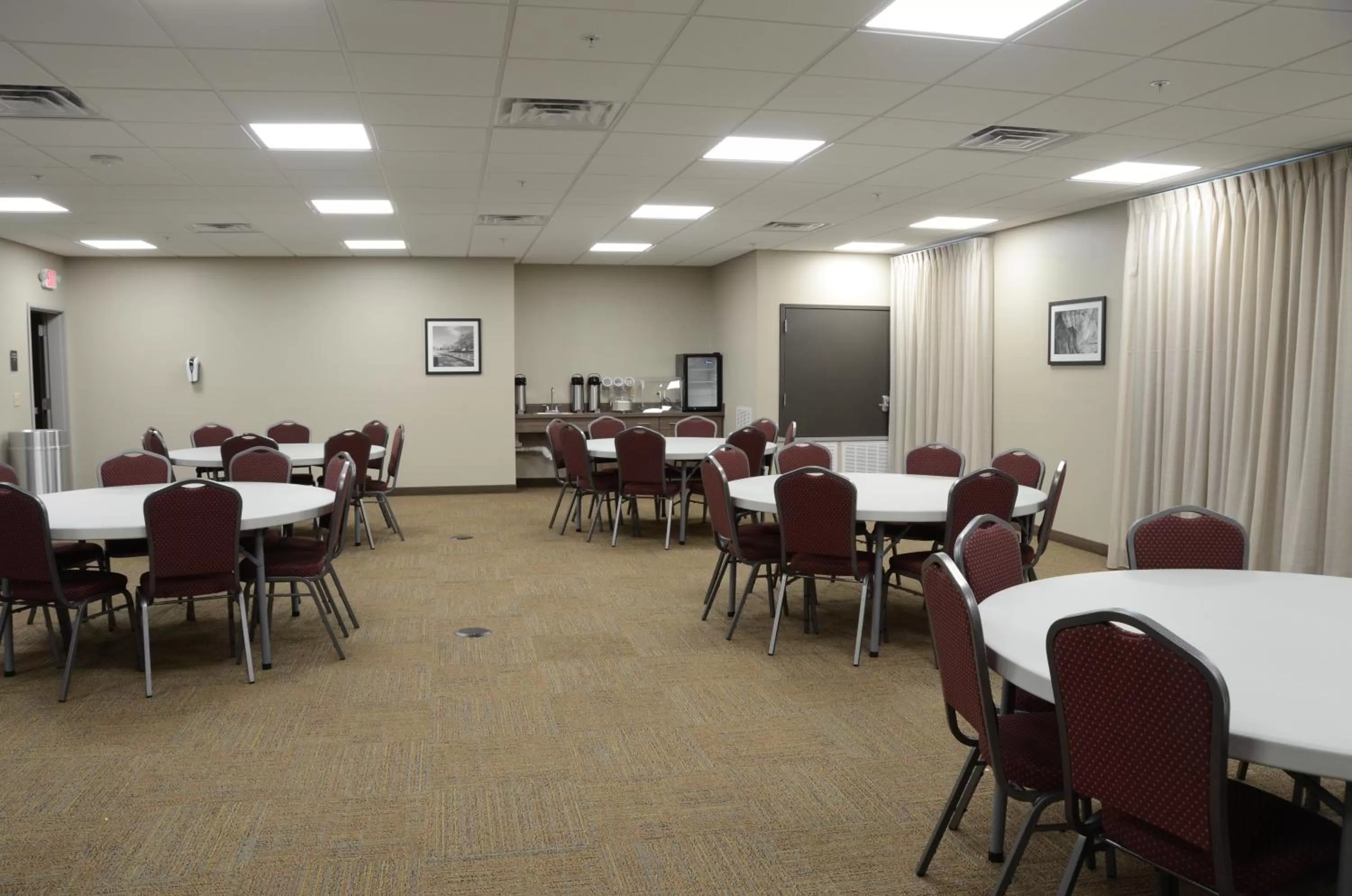 Meeting/conference room in MainStay Suites Bowling Green North