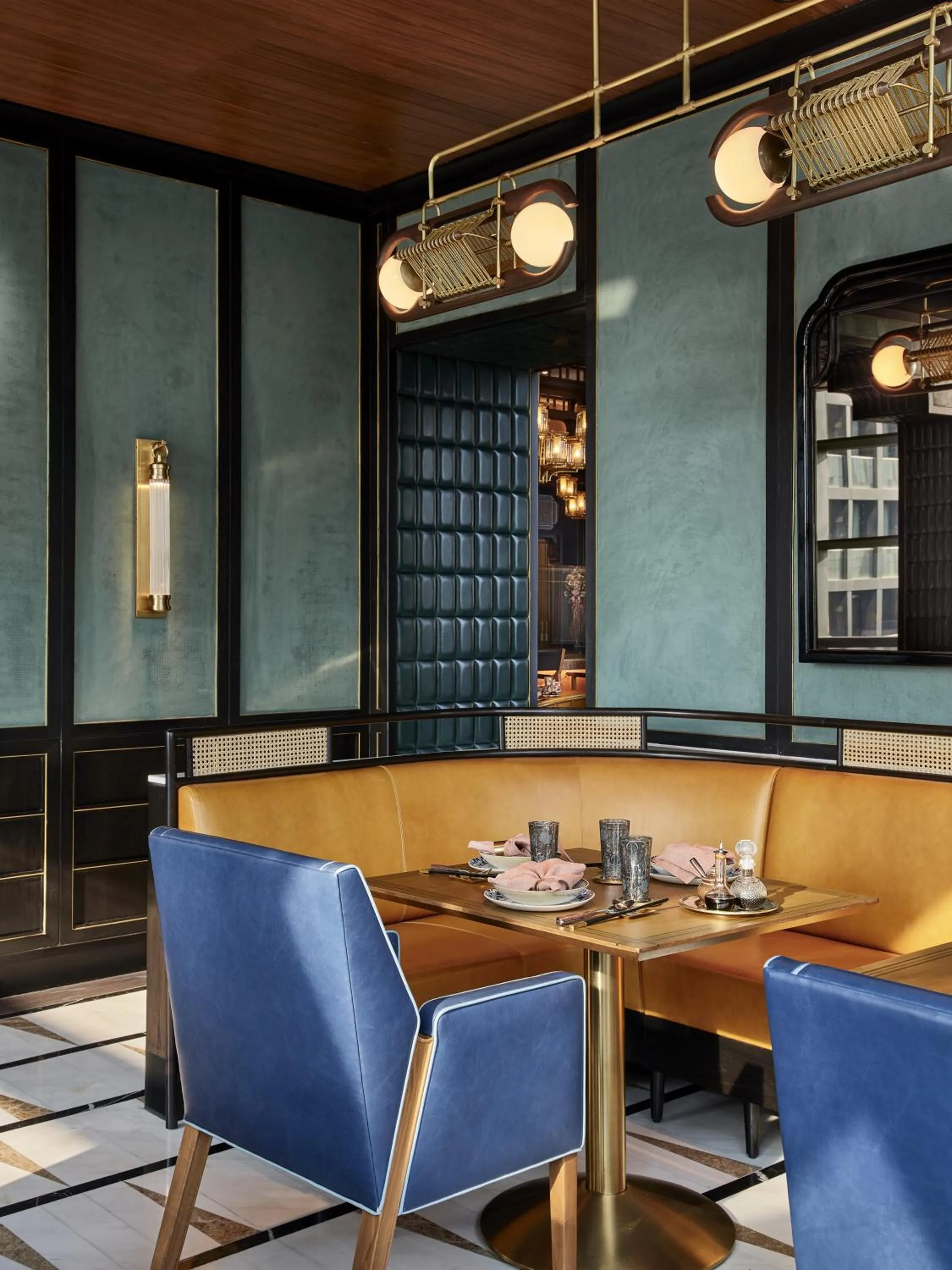 Restaurant/places to eat in Rosewood Bangkok