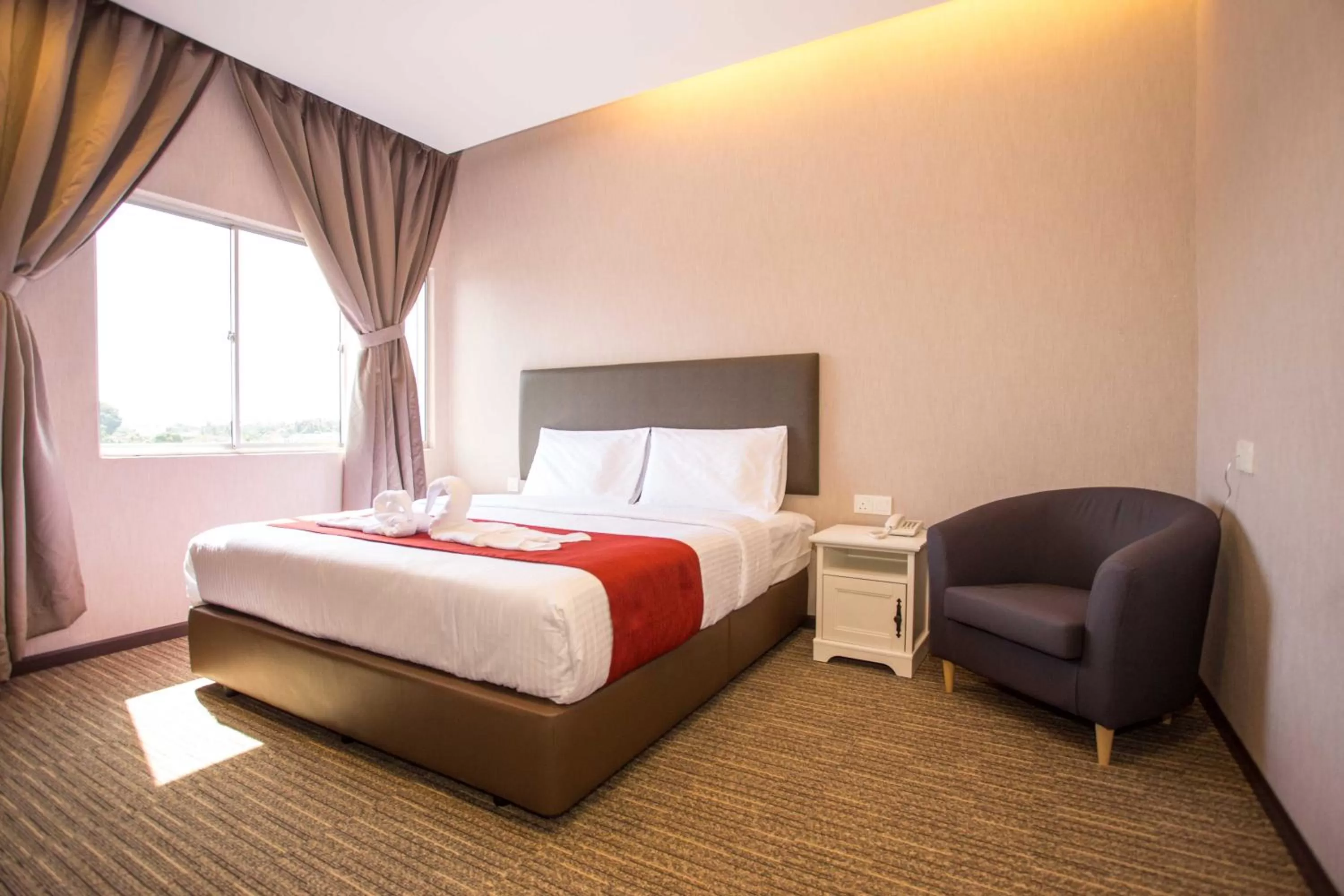 Bedroom, Bed in Icon Hotel Segamat