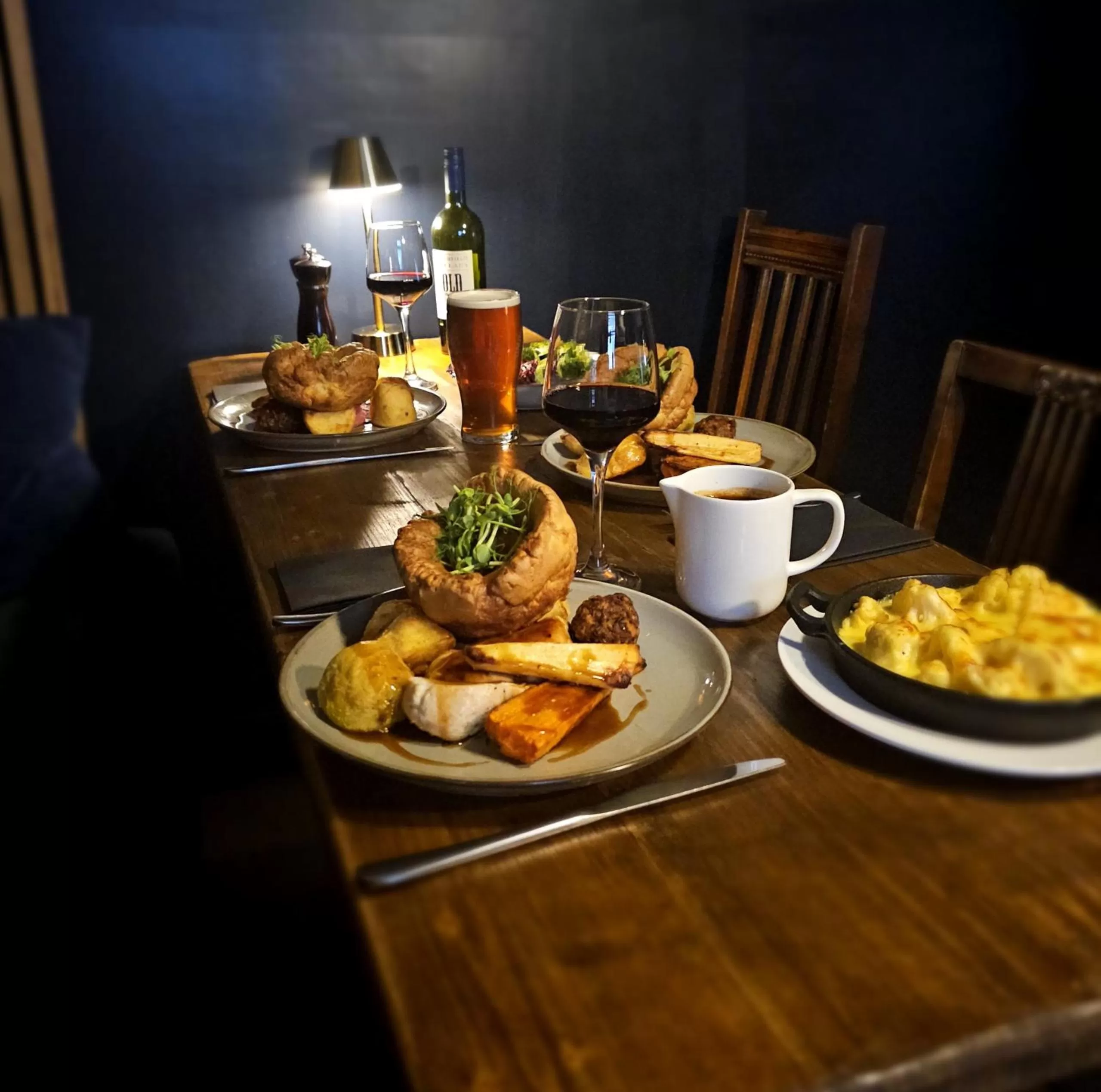 Food and drinks in The George Hotel