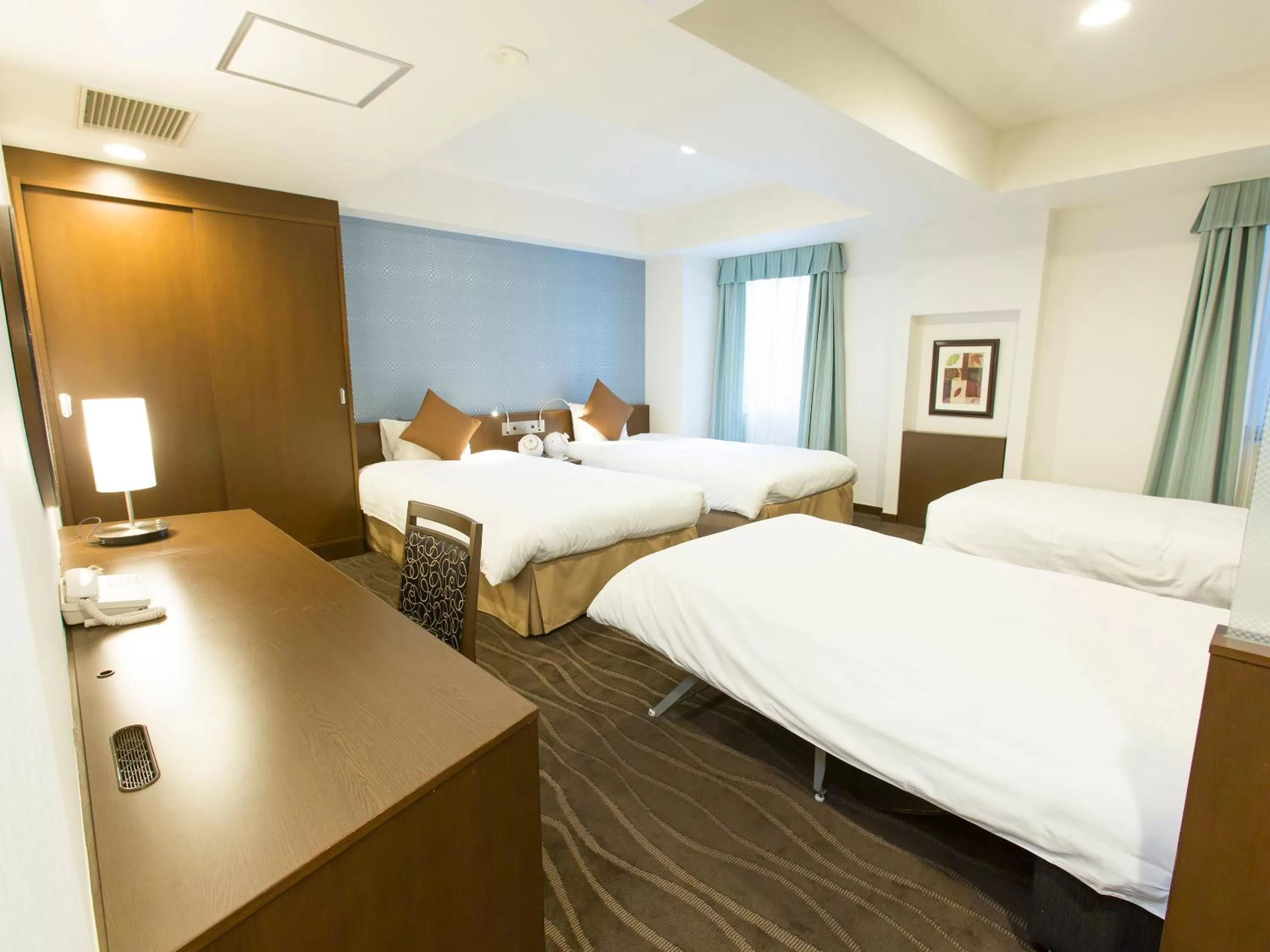 Bed in Shibuya Tobu Hotel