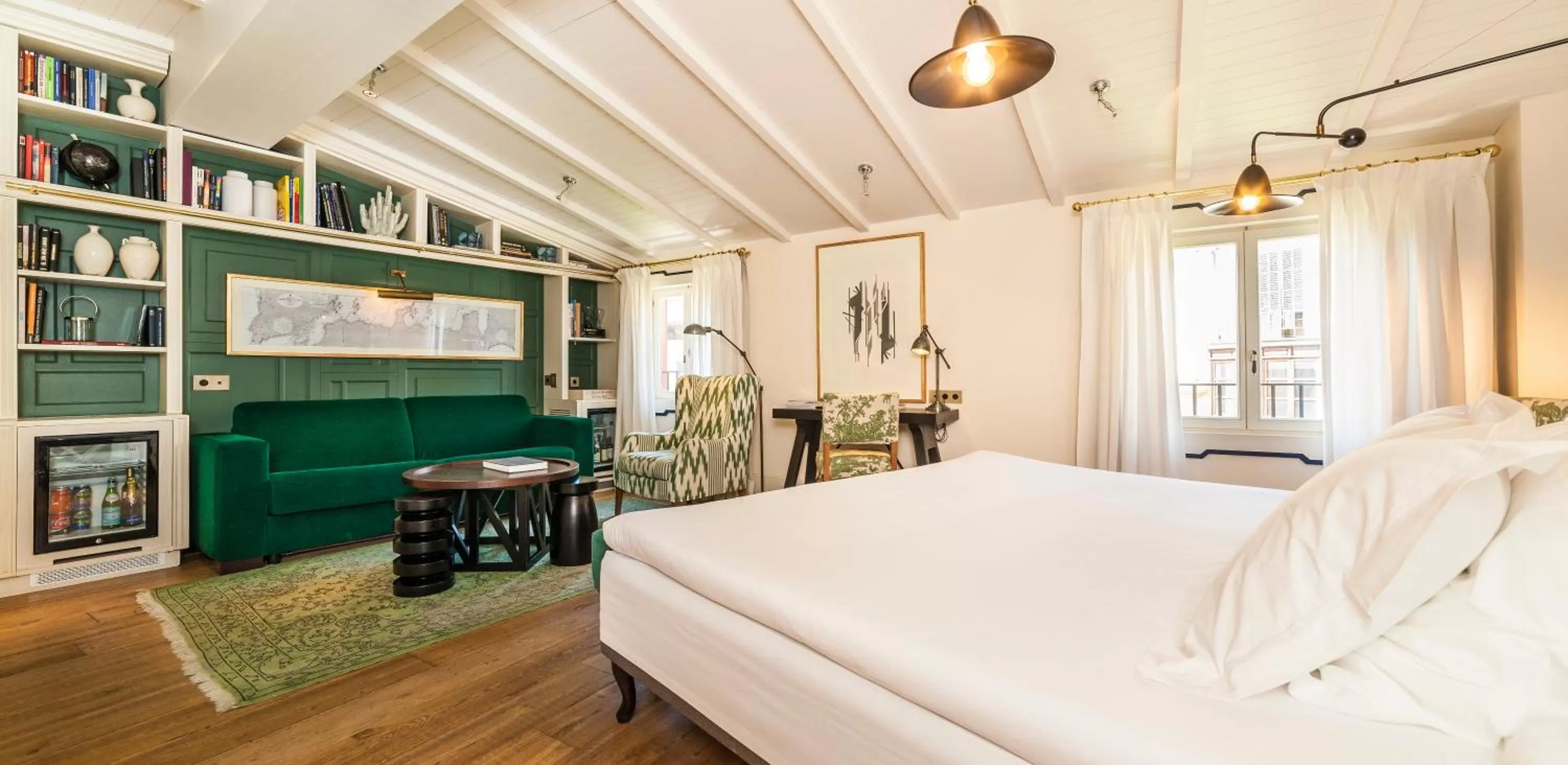 Photo of the whole room, Bed in Hotel Cort