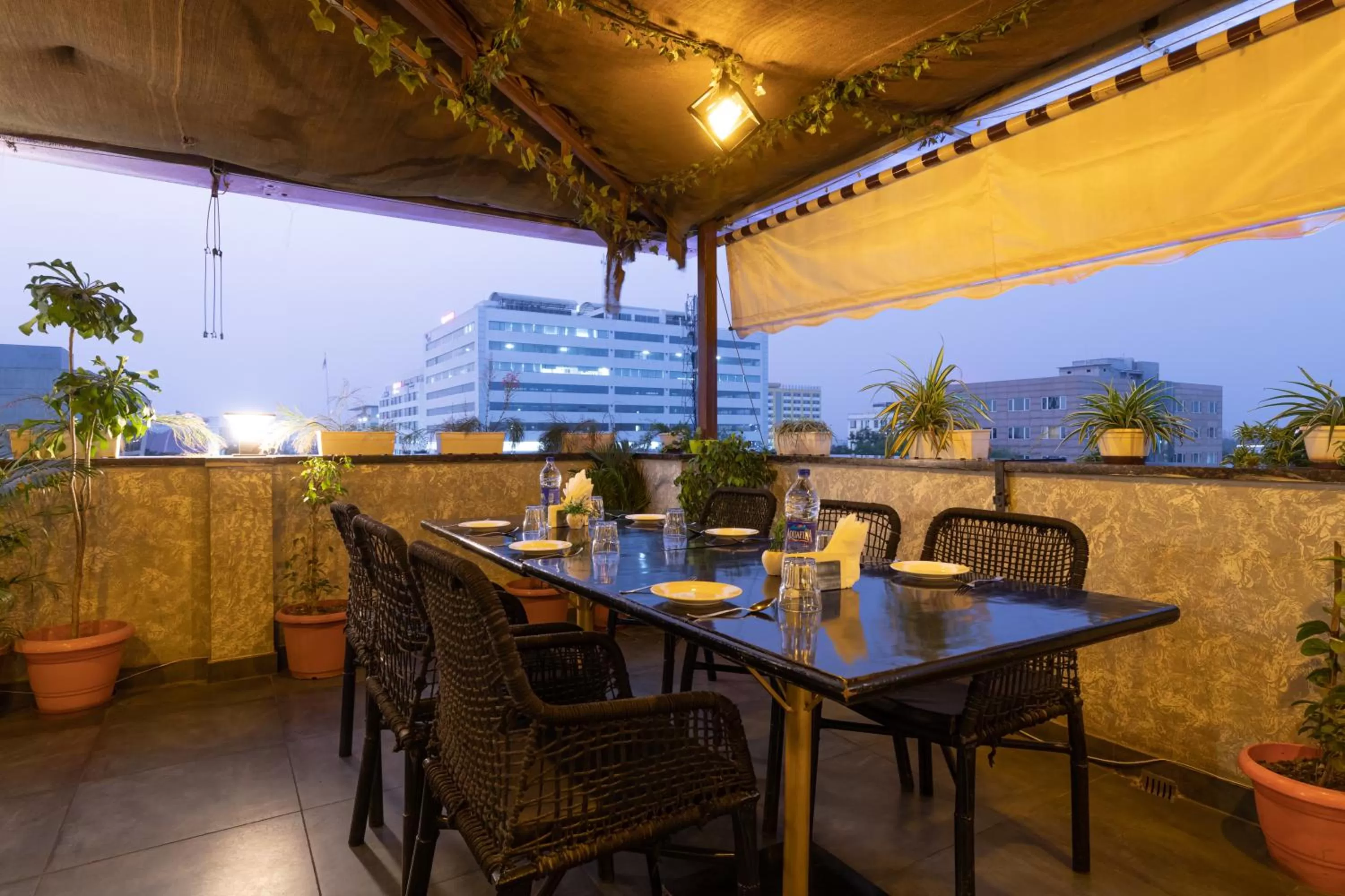 Restaurant/places to eat in The Grand Shaurya