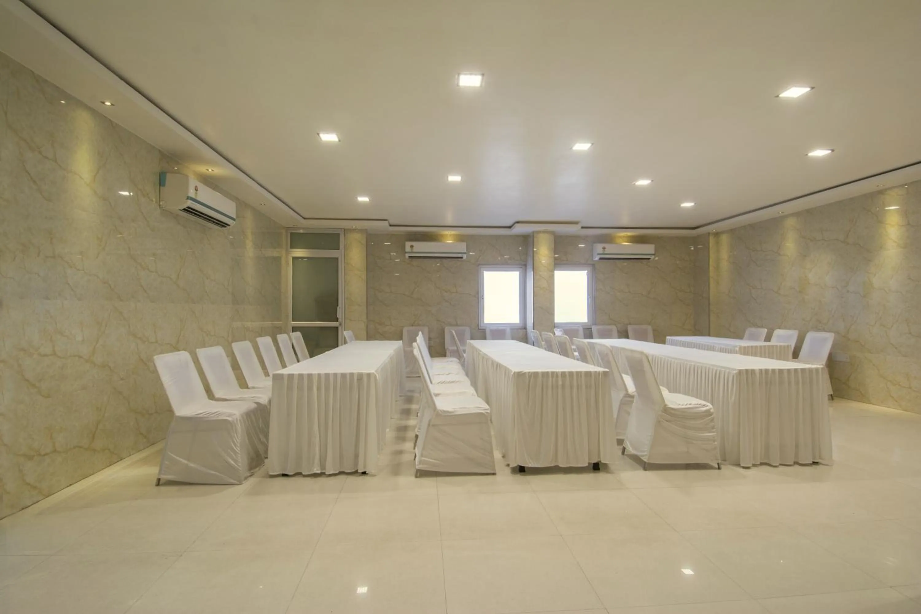 Banquet/Function facilities in Hotel Metropolitan