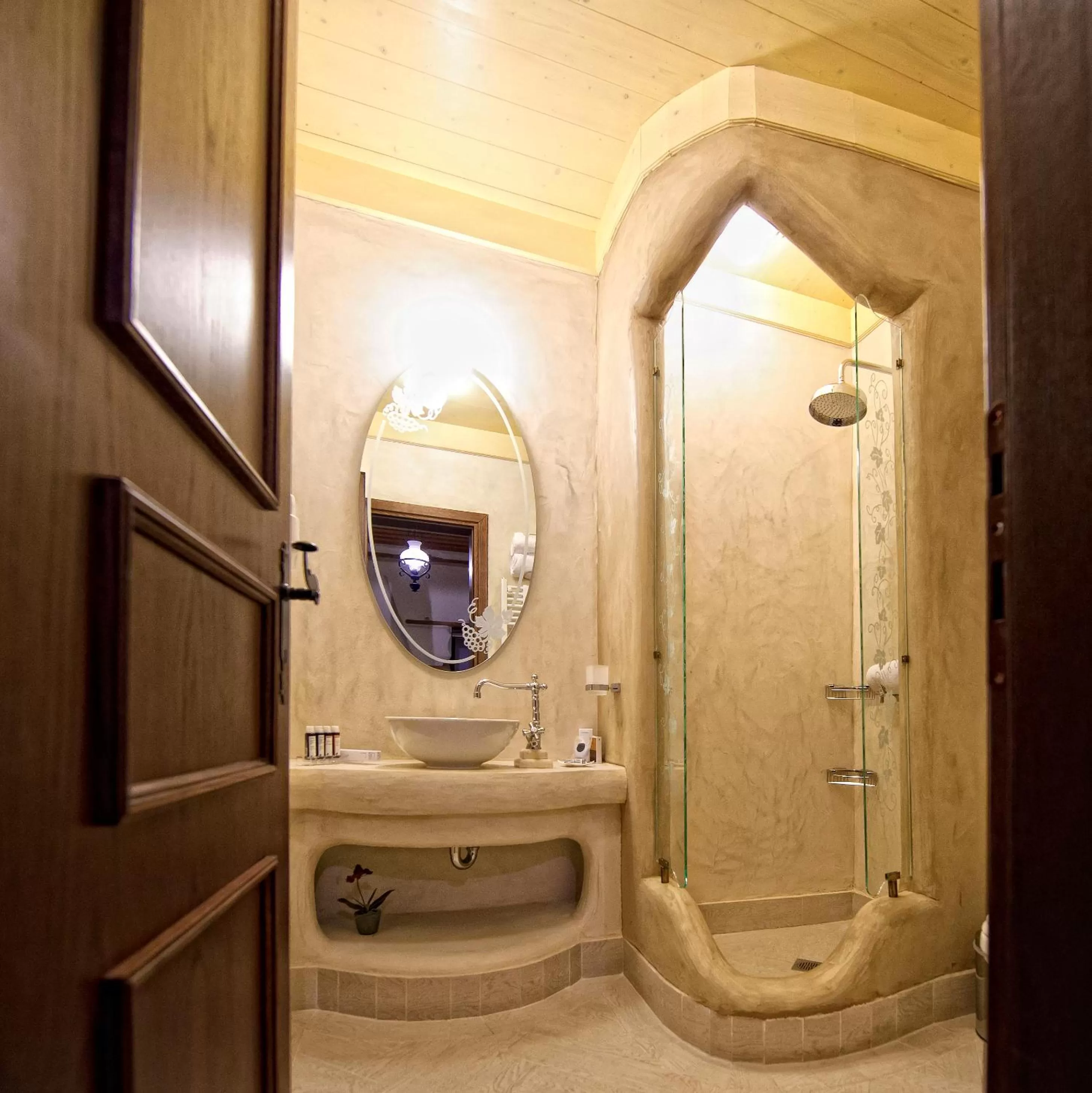 Bathroom in Orologopoulos Mansion Luxury Hotel