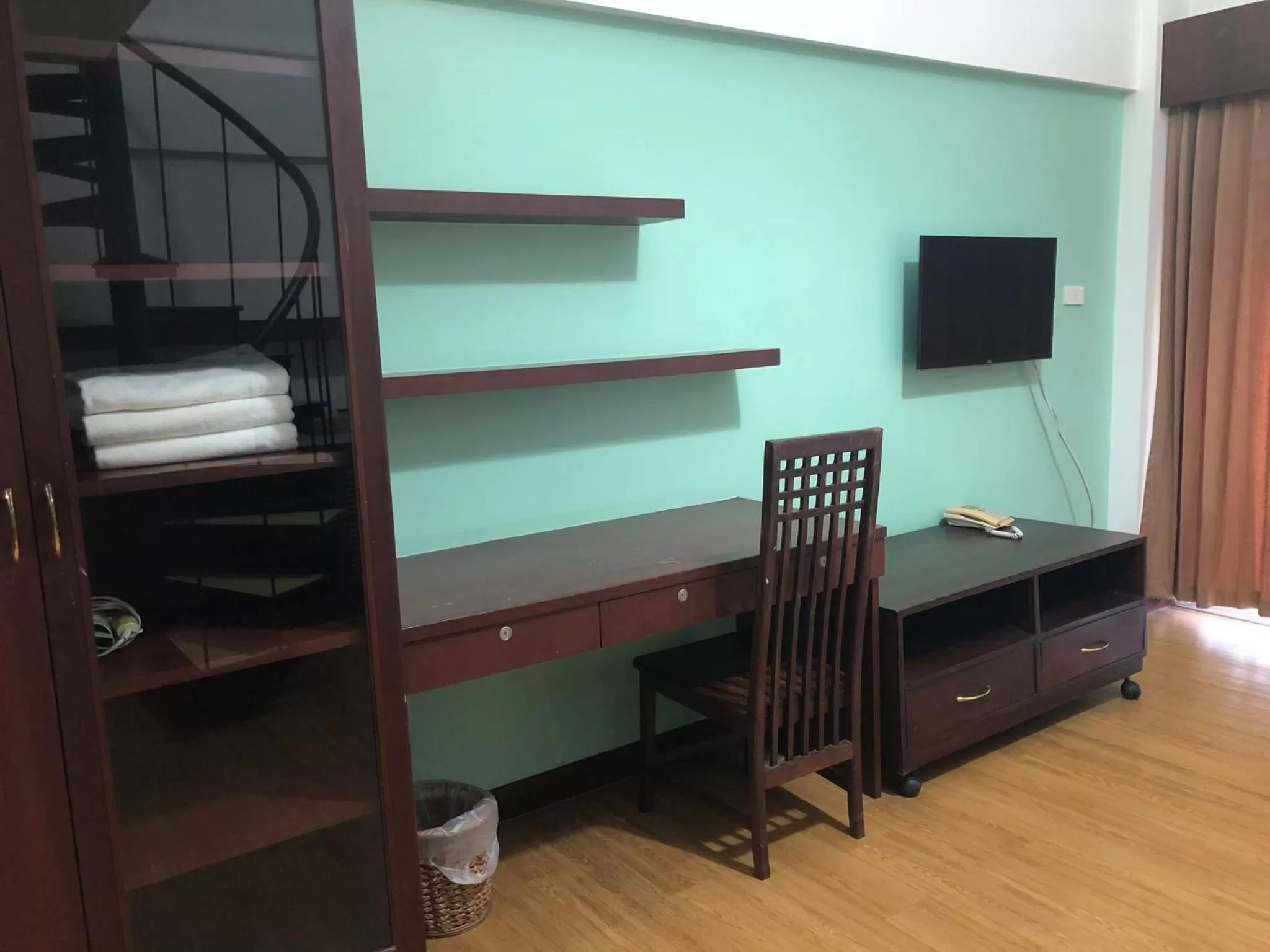 TV and multimedia in Floral Shire Suvarnabhumi Airport