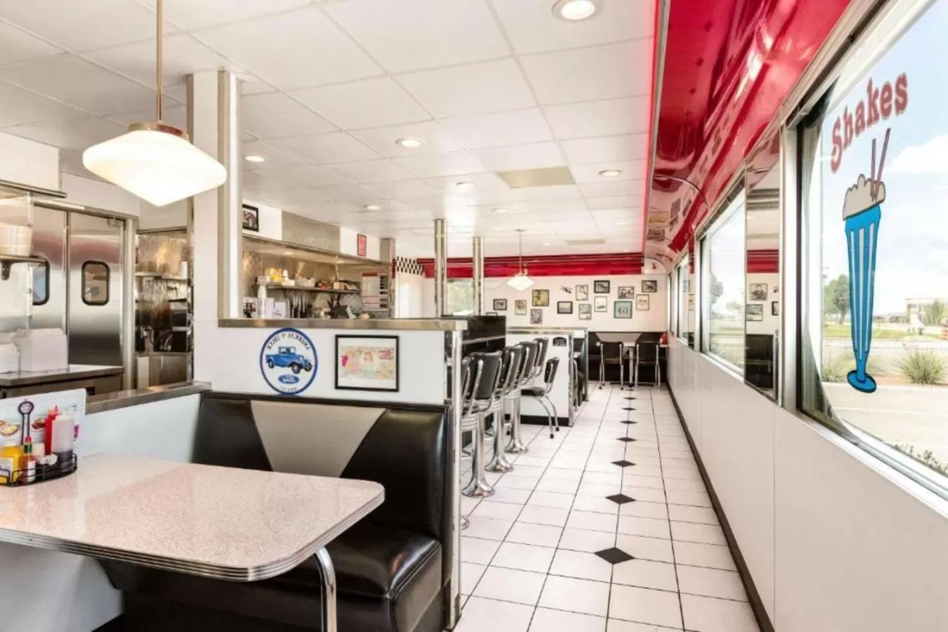 Restaurant/places to eat in Travelodge by Wyndham Santa Teresa