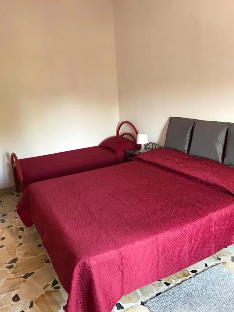 Bedroom, Bed in Acimaremonti