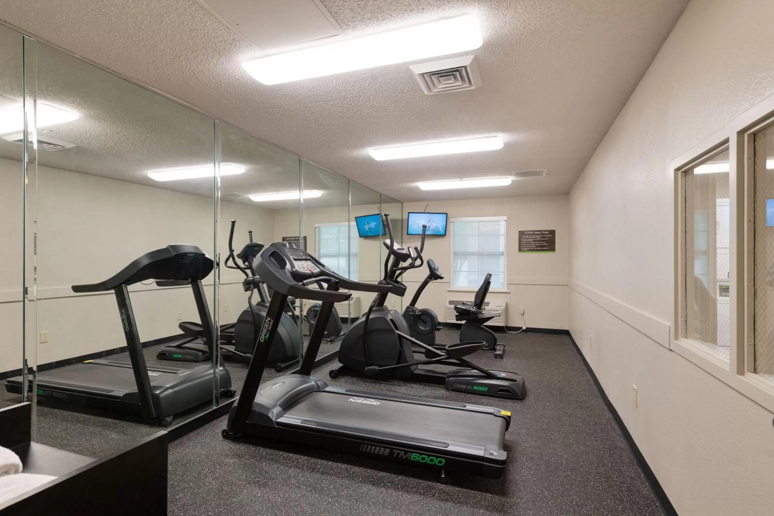 Fitness centre/facilities in Extended Stay America Premier Suites - Oakland - Alameda