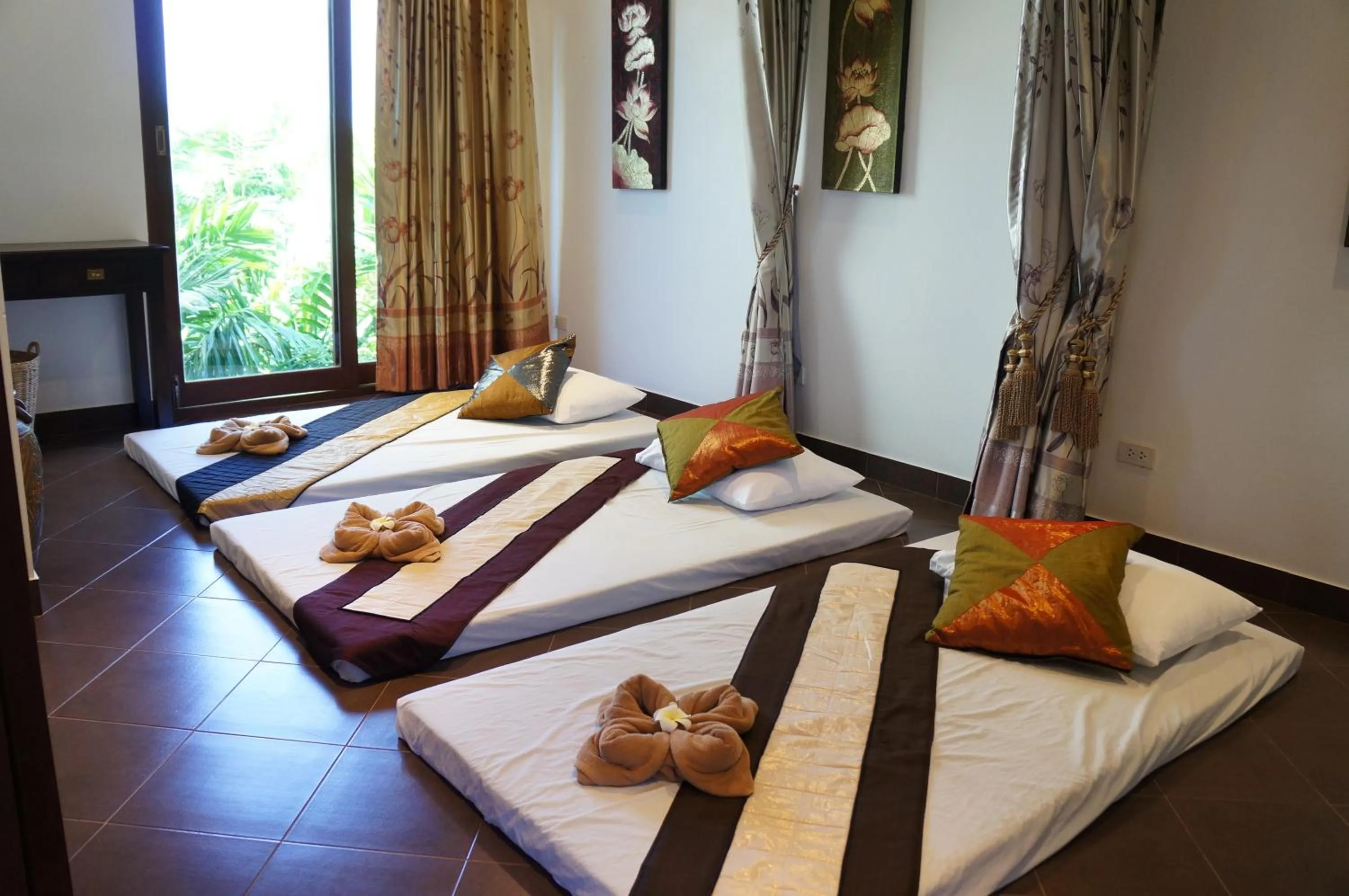 Massage, Bed in The Orchid Beach Resort @ VIP Chain Resort