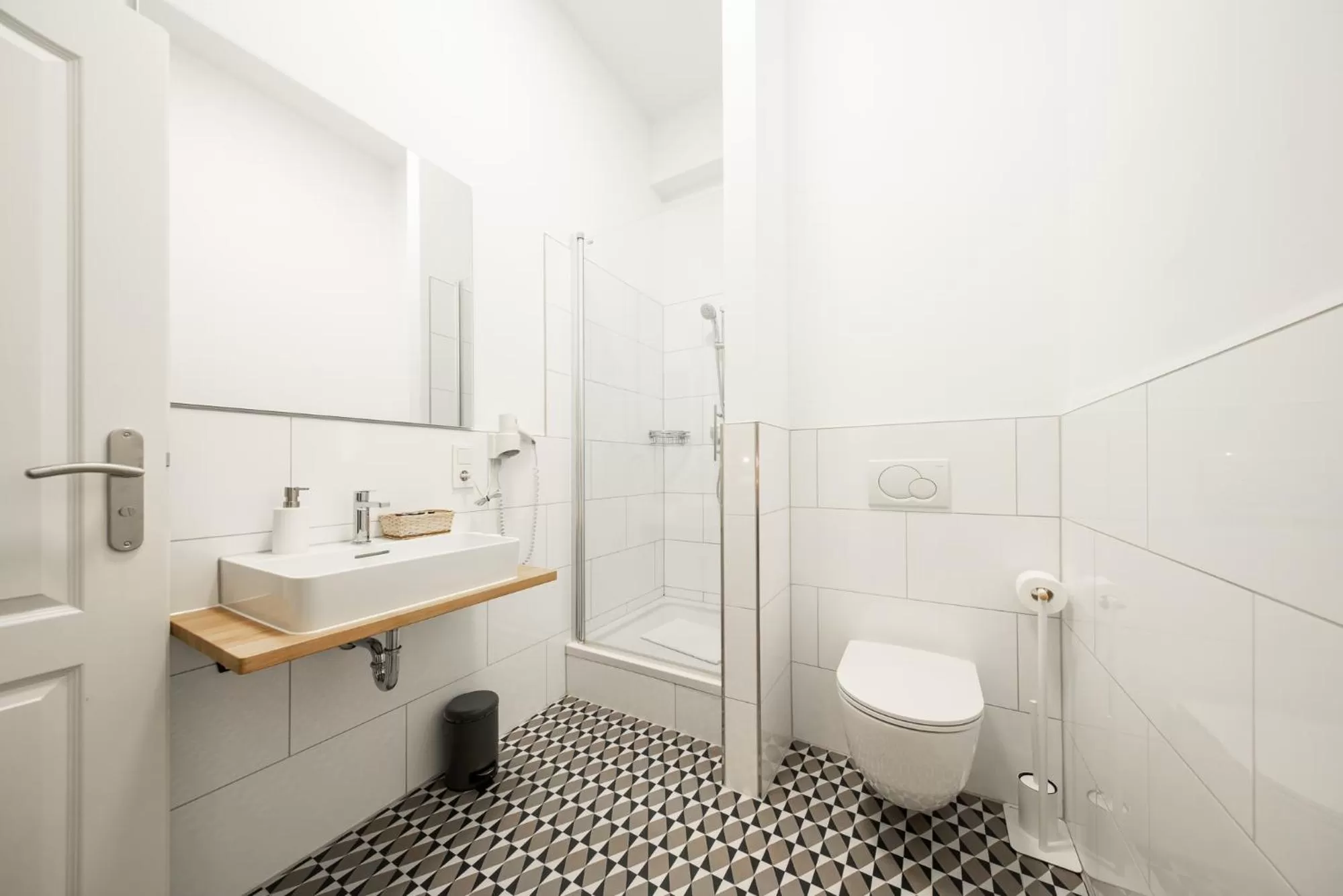 Shower in Hotel Am Markt