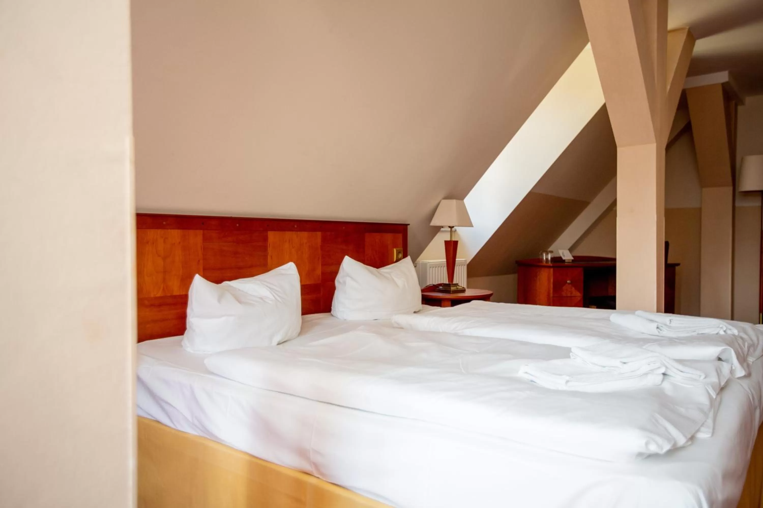 Photo of the whole room, Bed in Hotel und Restaurant Haus Sajons