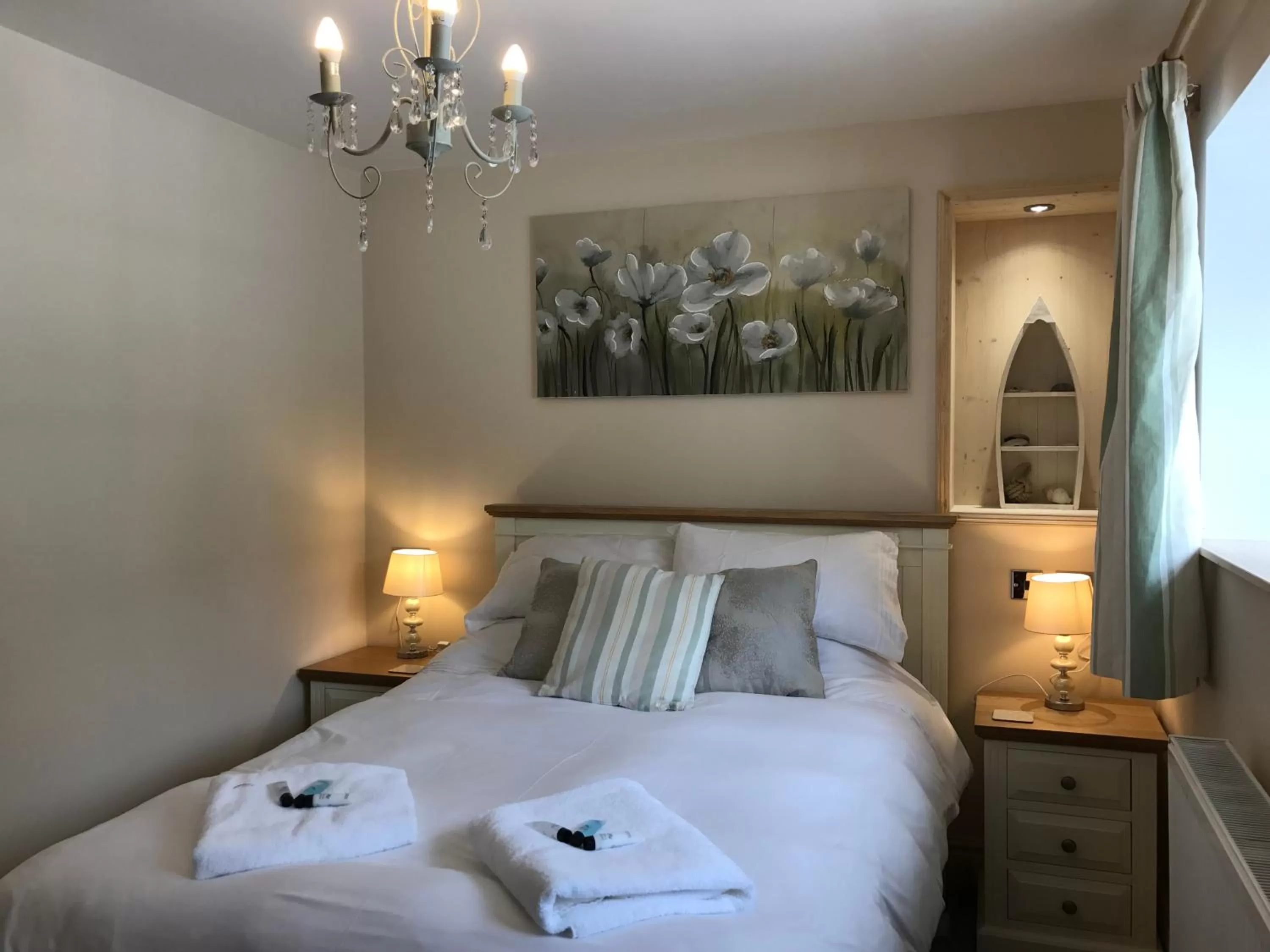 Bedroom, Bed in The Waterwheel