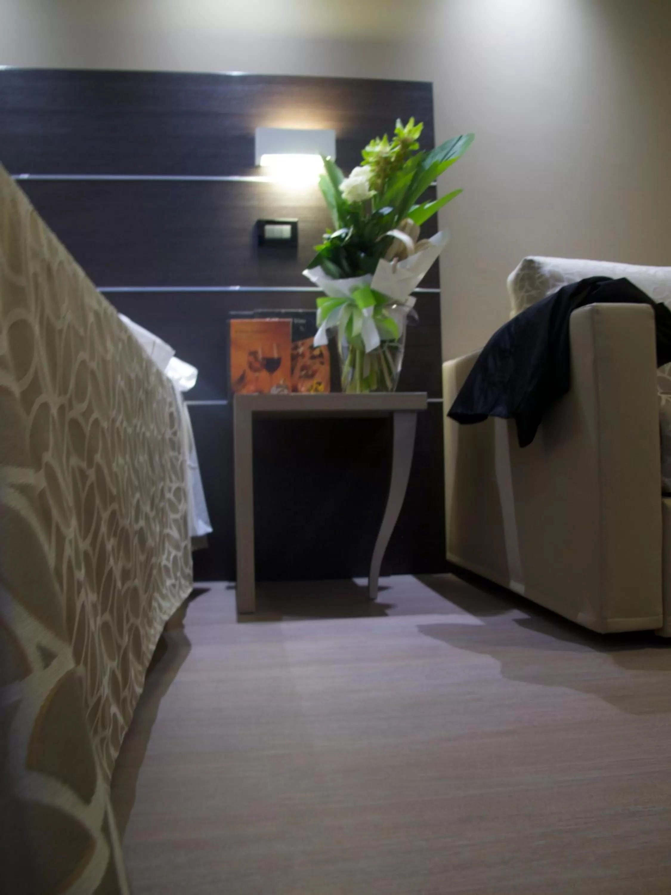 Decorative detail, Bed in Hotel La Conchiglia